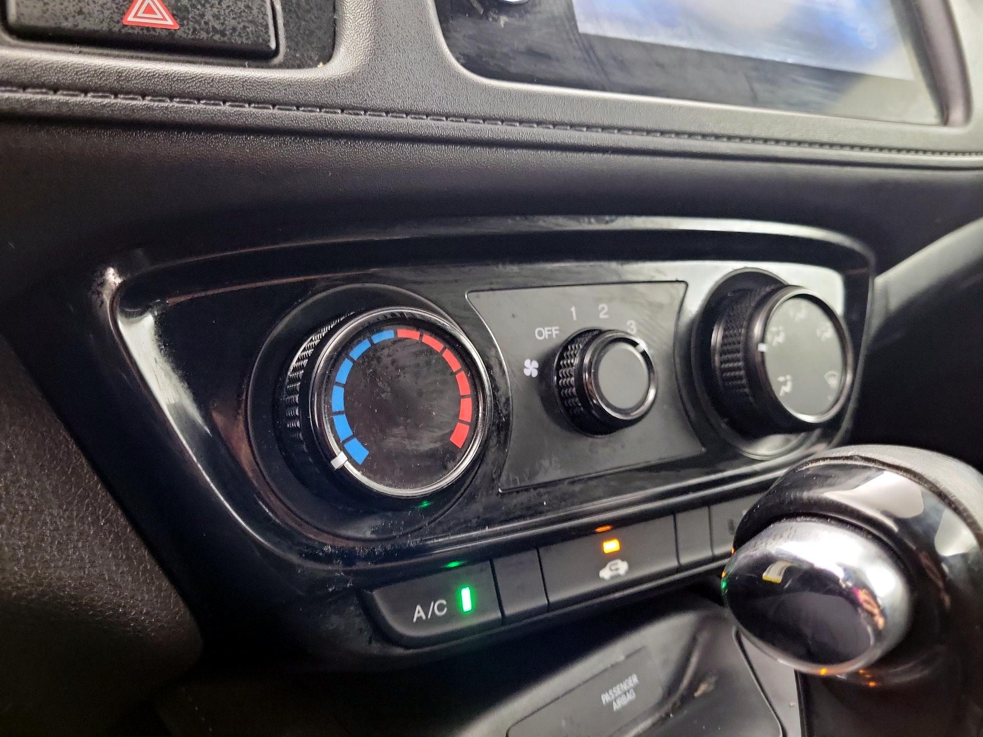 Thumbnail: 2022 Honda HR-V - 16