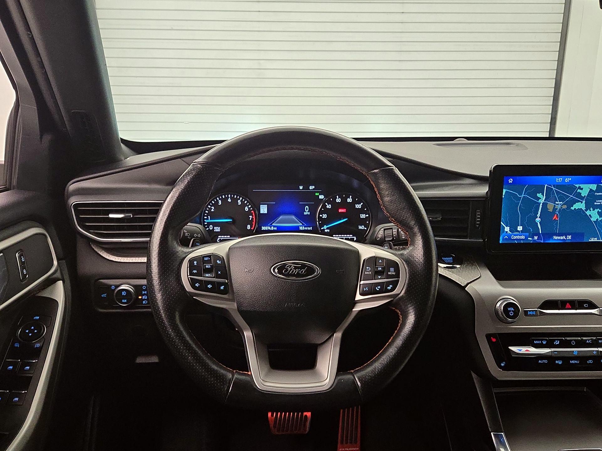 Thumbnail: 2022 Ford Explorer - 10