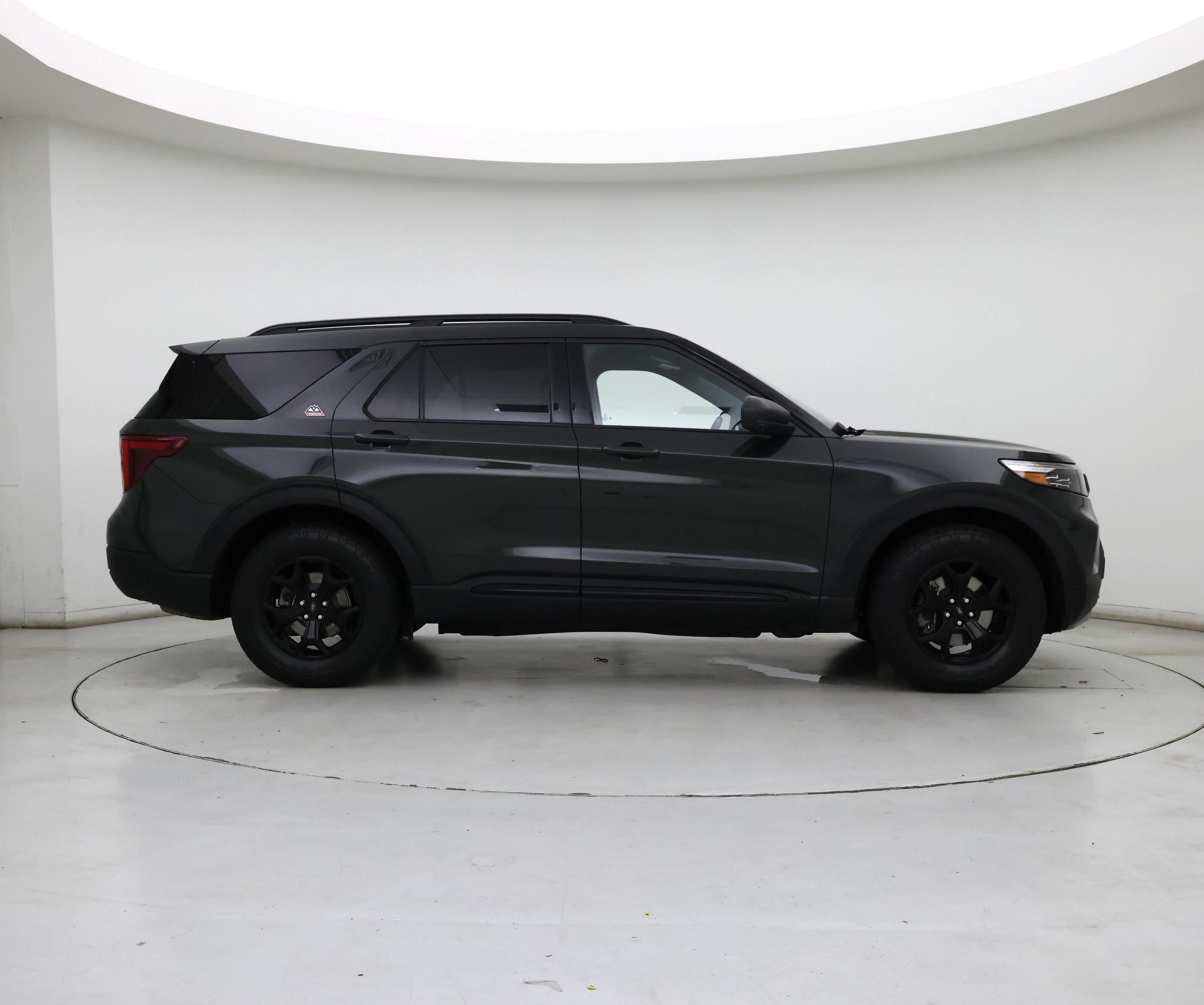 Thumbnail: 2022 Ford Explorer - 7