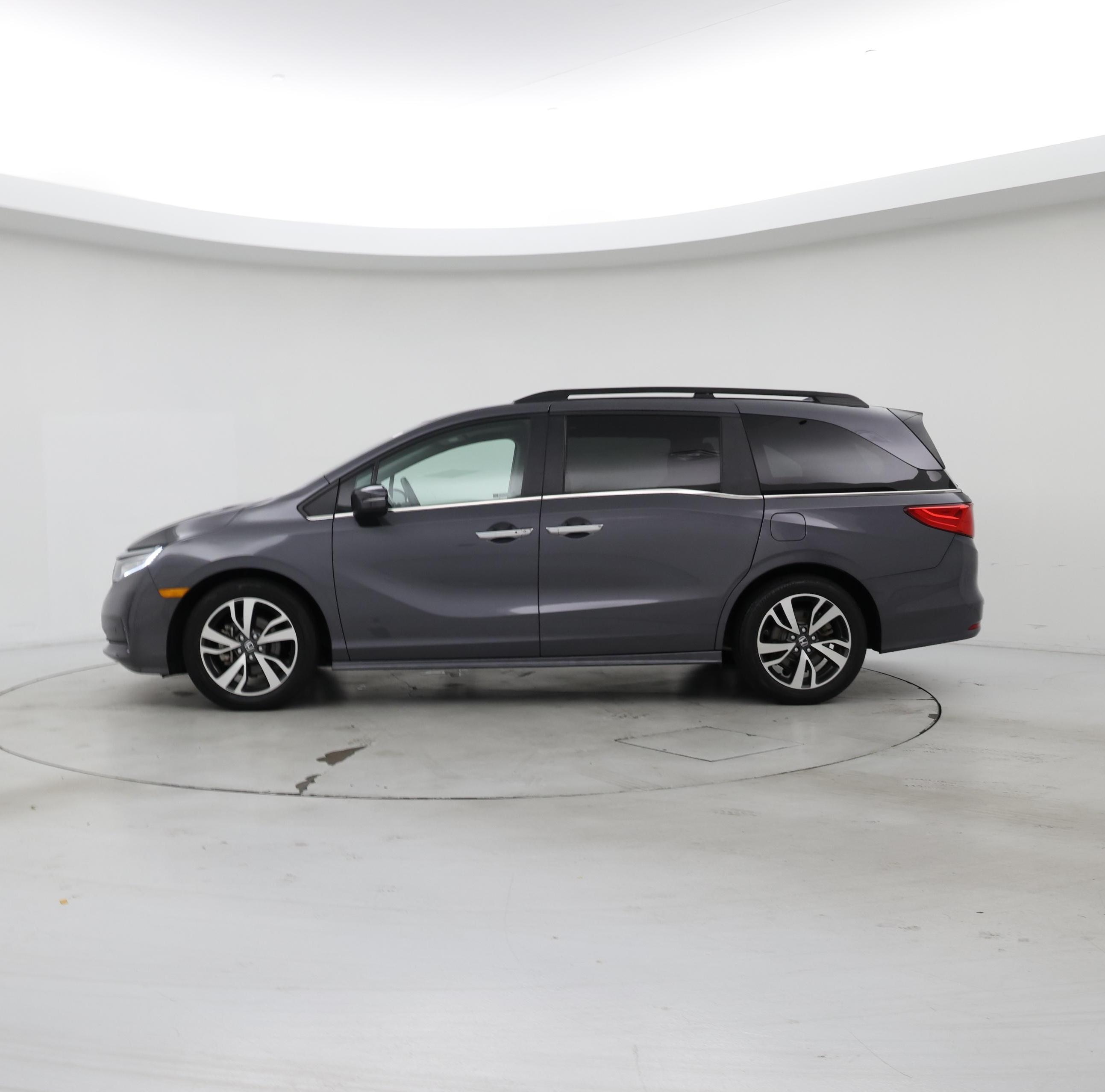 Thumbnail: 2021 Honda Odyssey - 3