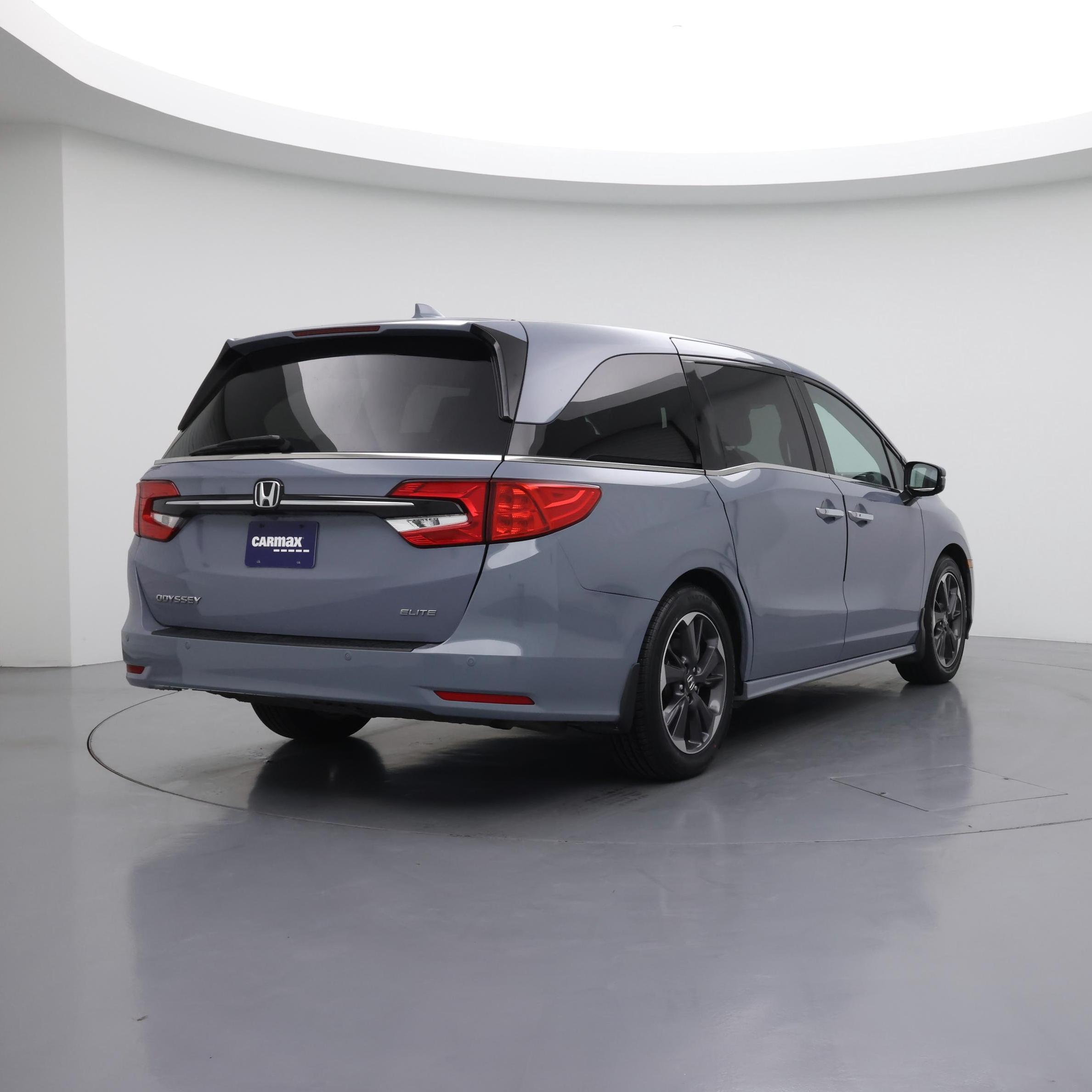 Thumbnail: 2023 Honda Odyssey - 8