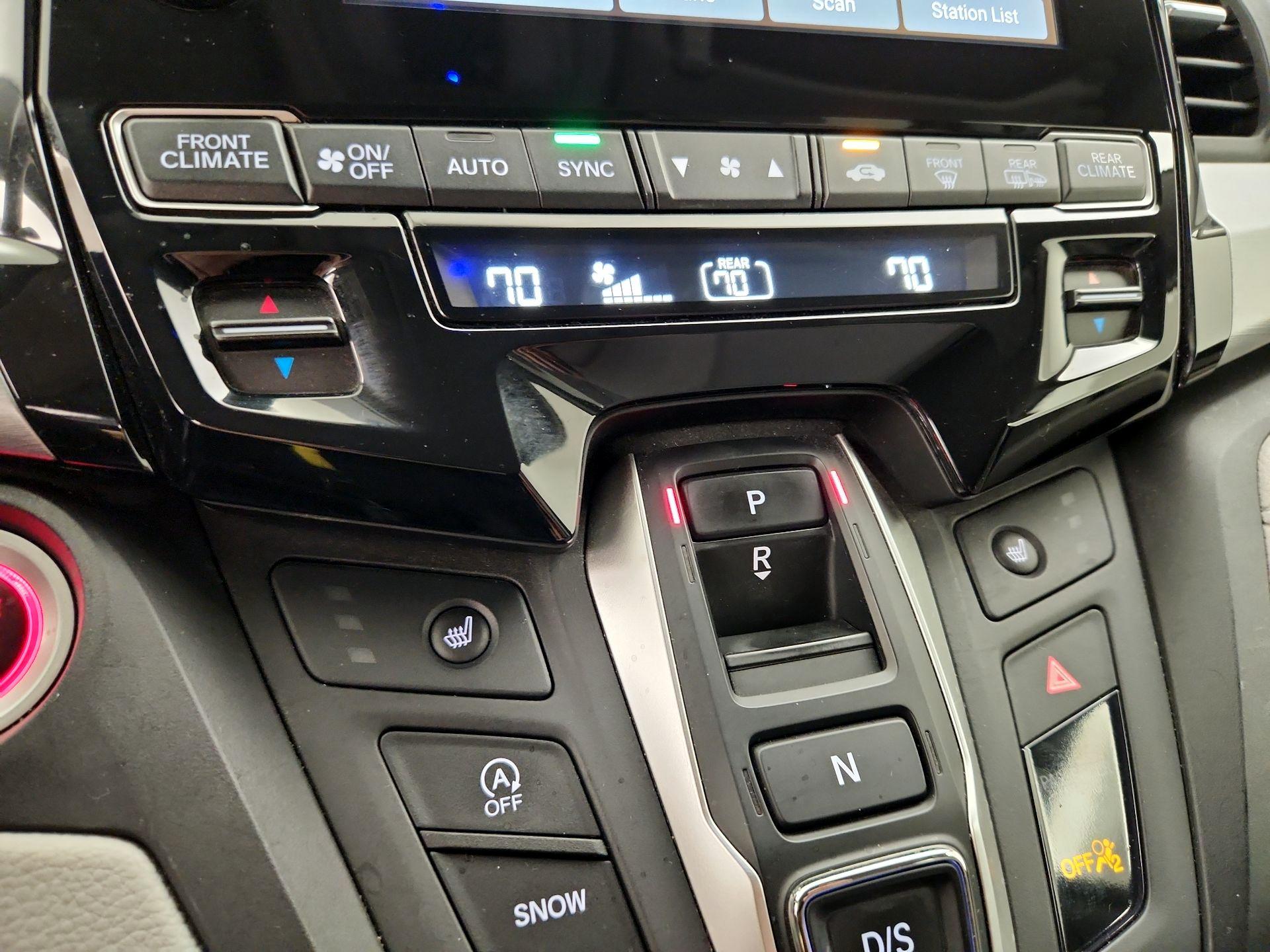 Thumbnail: 2020 Honda Odyssey - 16