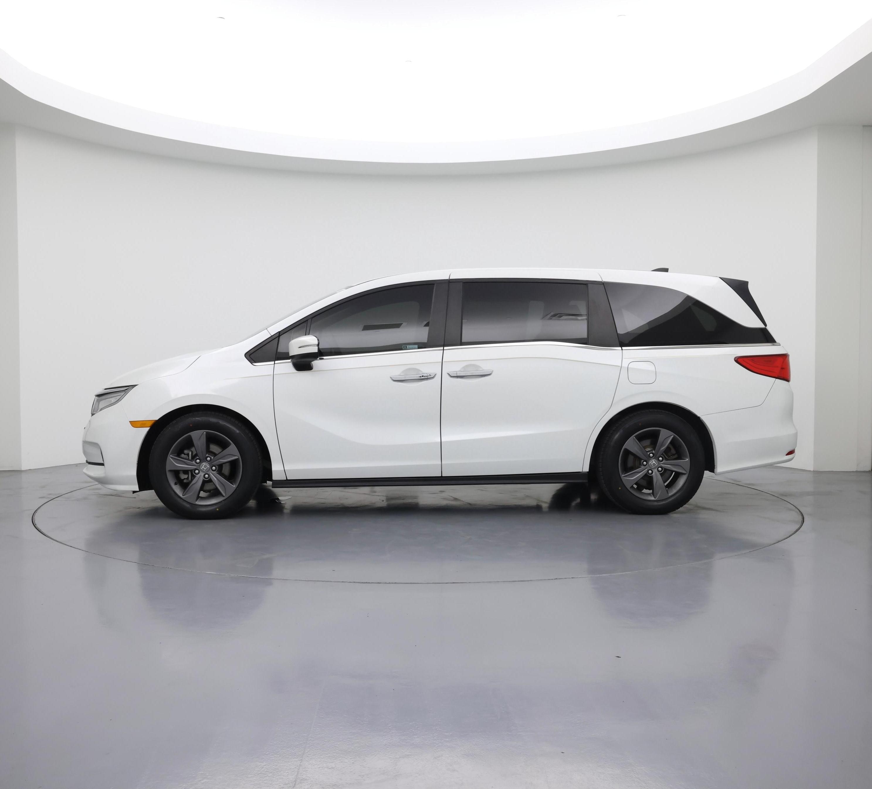 Thumbnail: 2022 Honda Odyssey - 3