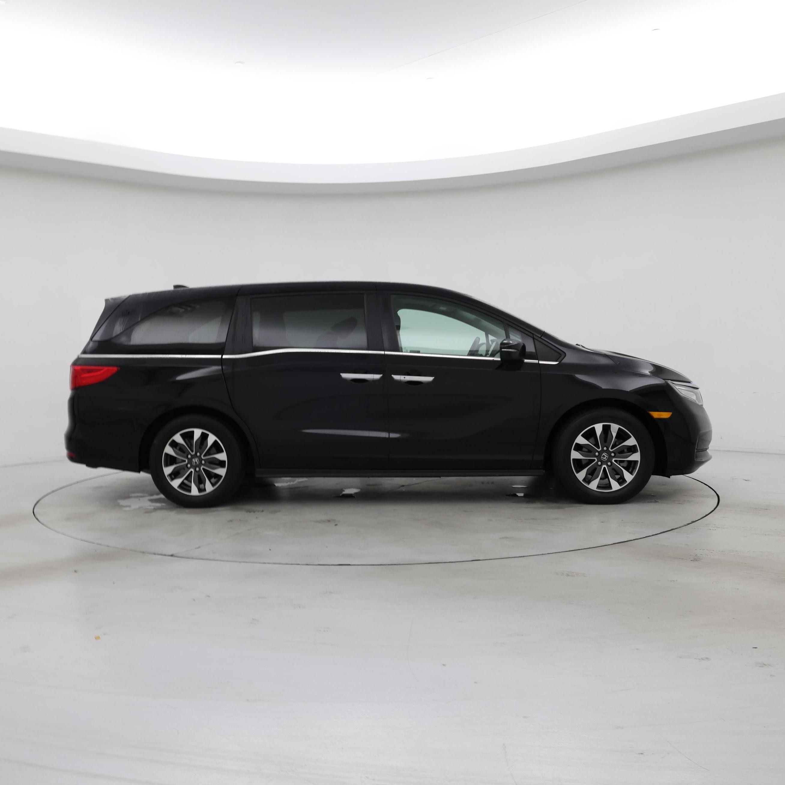 Thumbnail: 2022 Honda Odyssey - 7