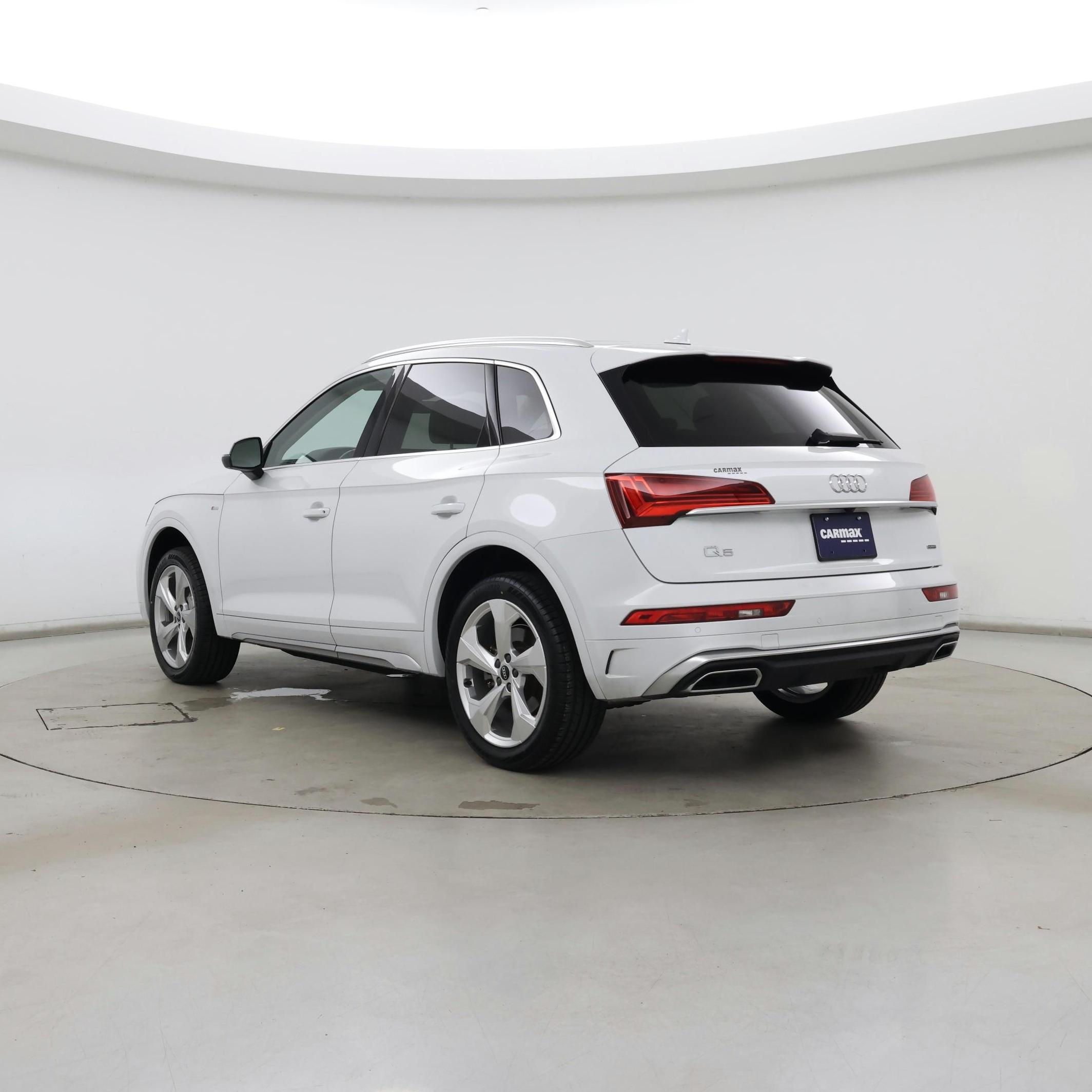 Thumbnail: 2022 Audi Q5 - 2
