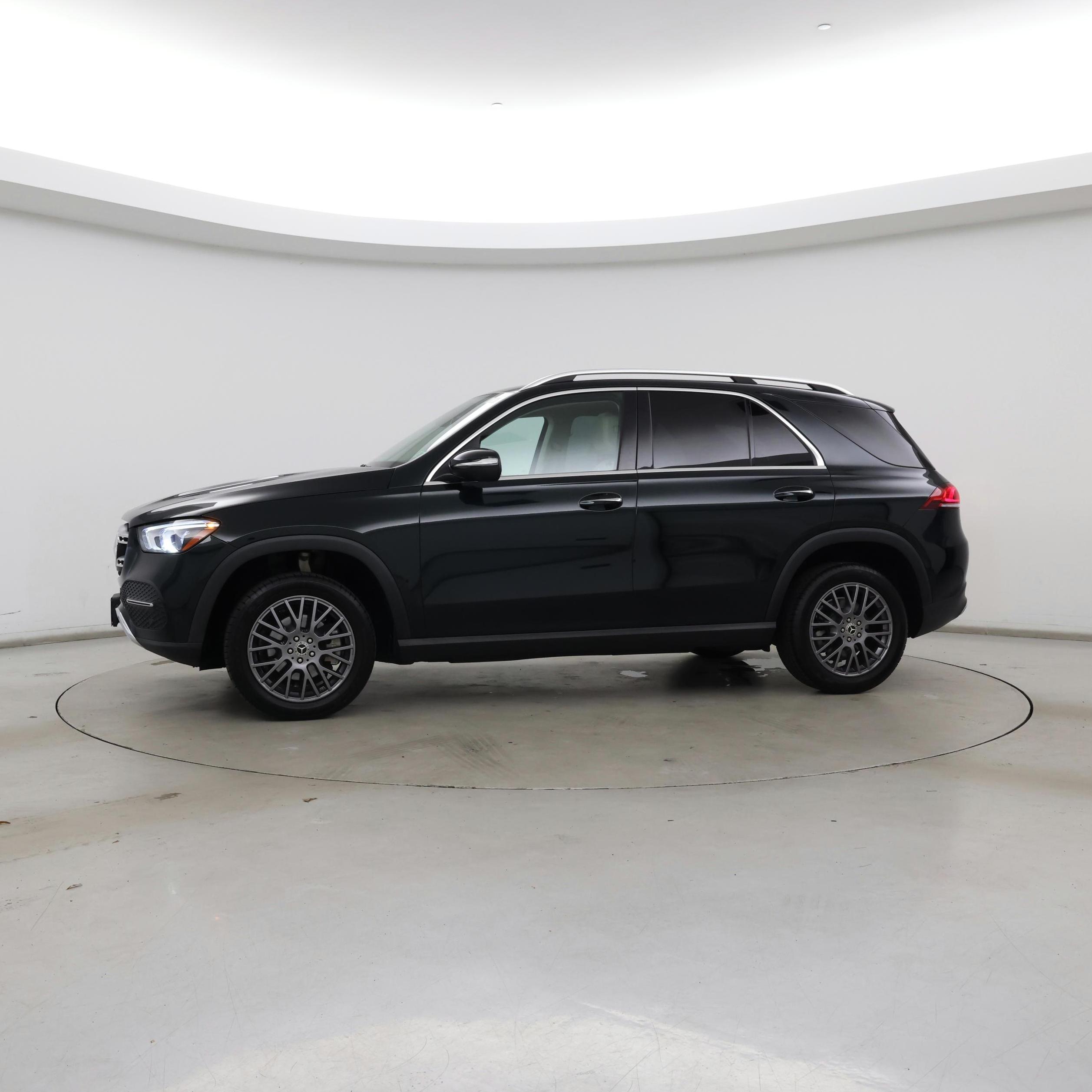 Thumbnail: 2021 Mercedes-Benz GLE - 3