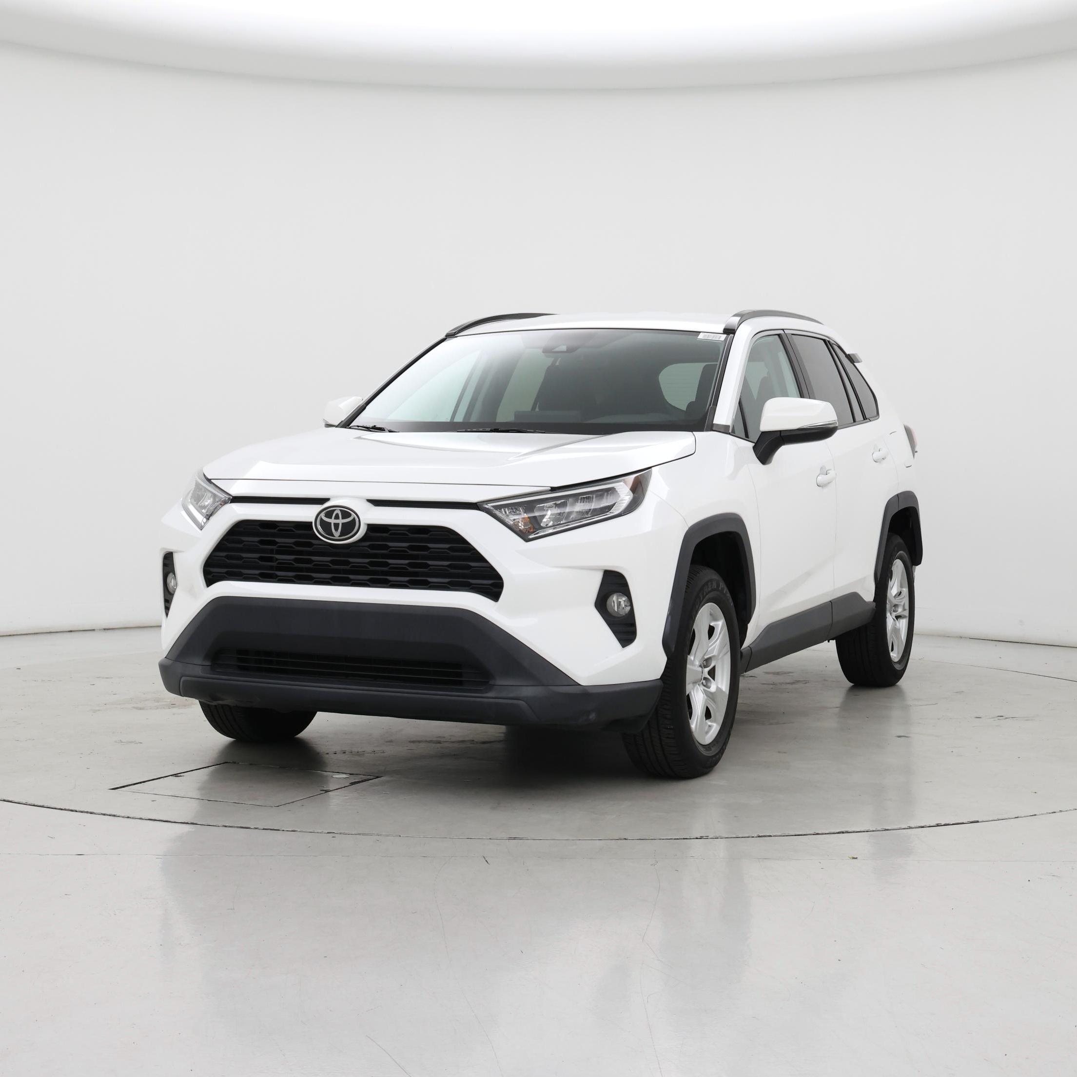 Thumbnail: 2021 Toyota RAV4 - 4