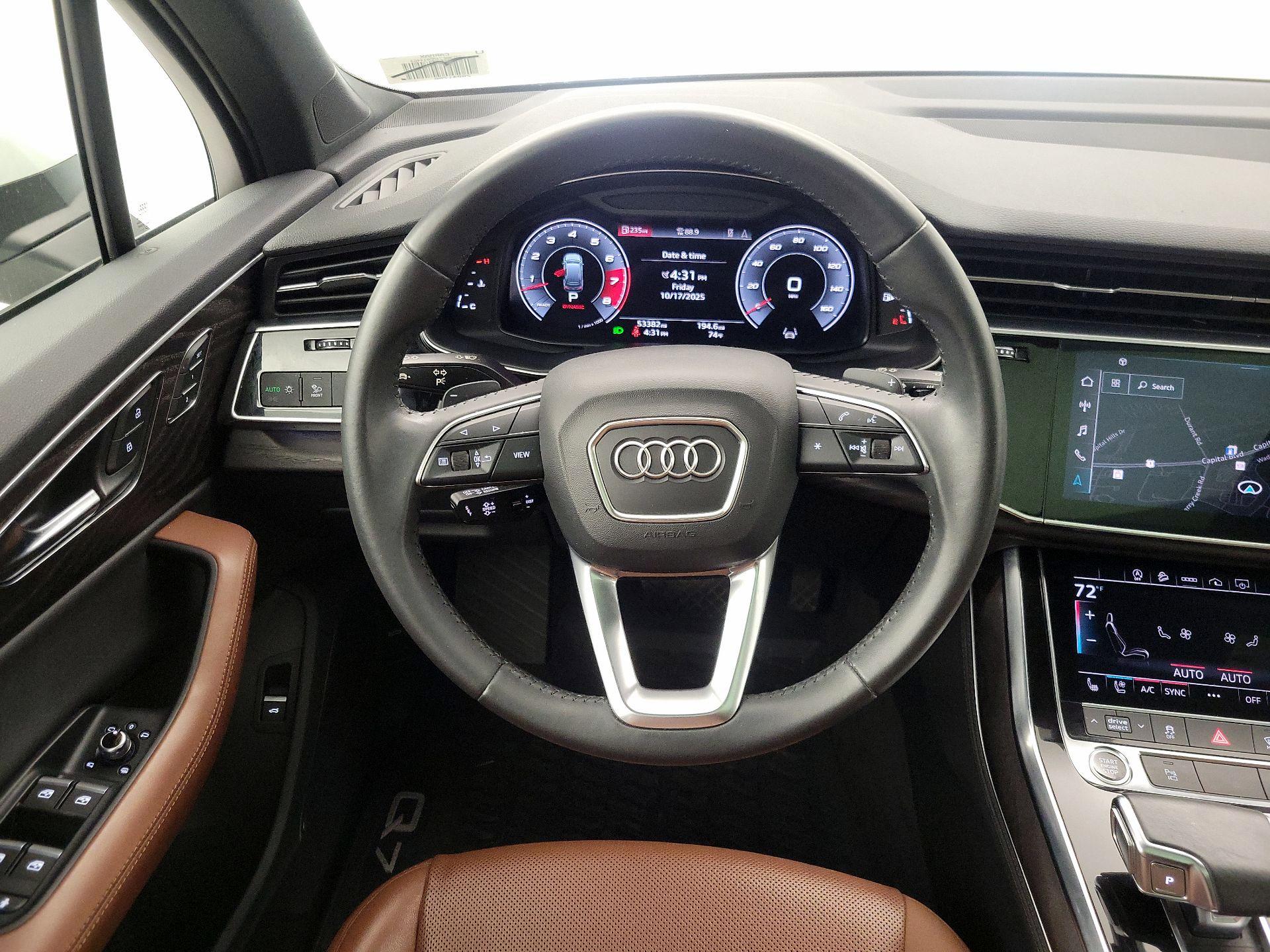 Thumbnail: 2021 Audi Q7 - 10