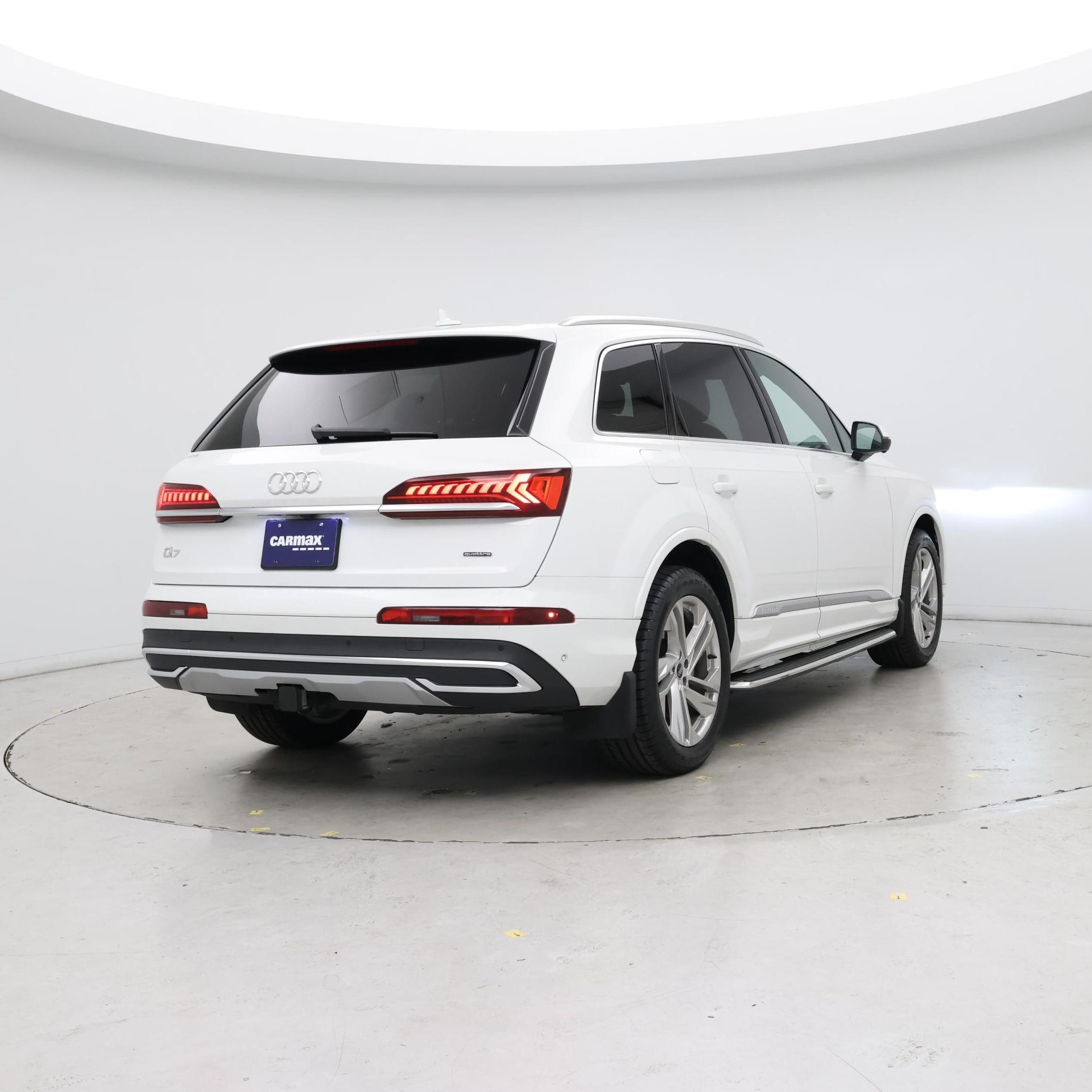 Thumbnail: 2021 Audi Q7 - 8