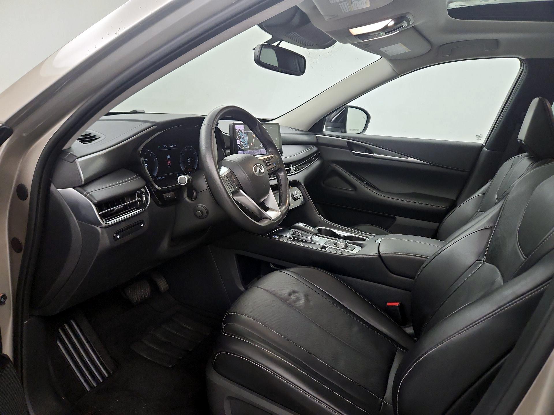 Thumbnail: 2022 INFINITI QX60 - 11