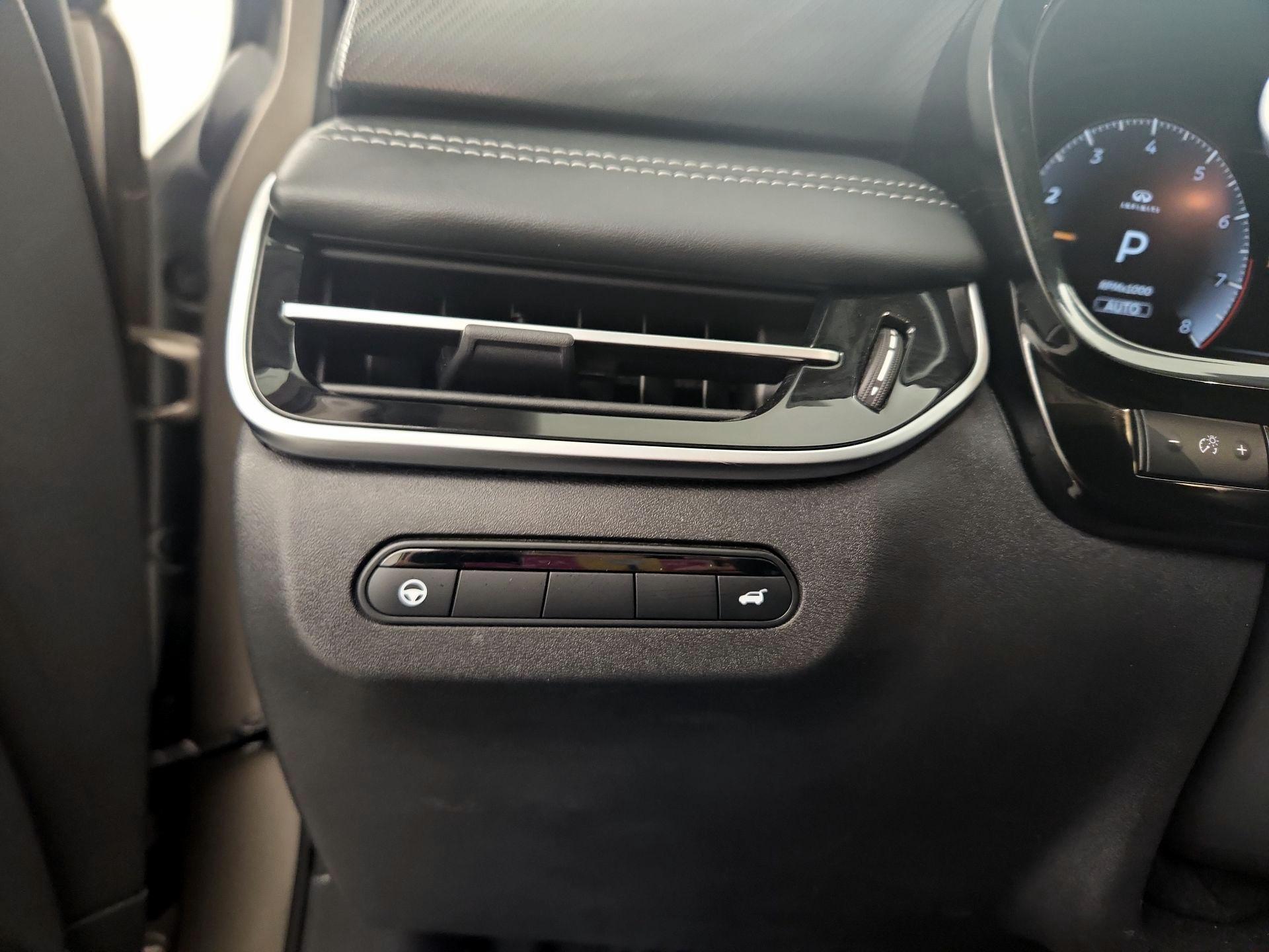 Thumbnail: 2022 INFINITI QX60 - 13