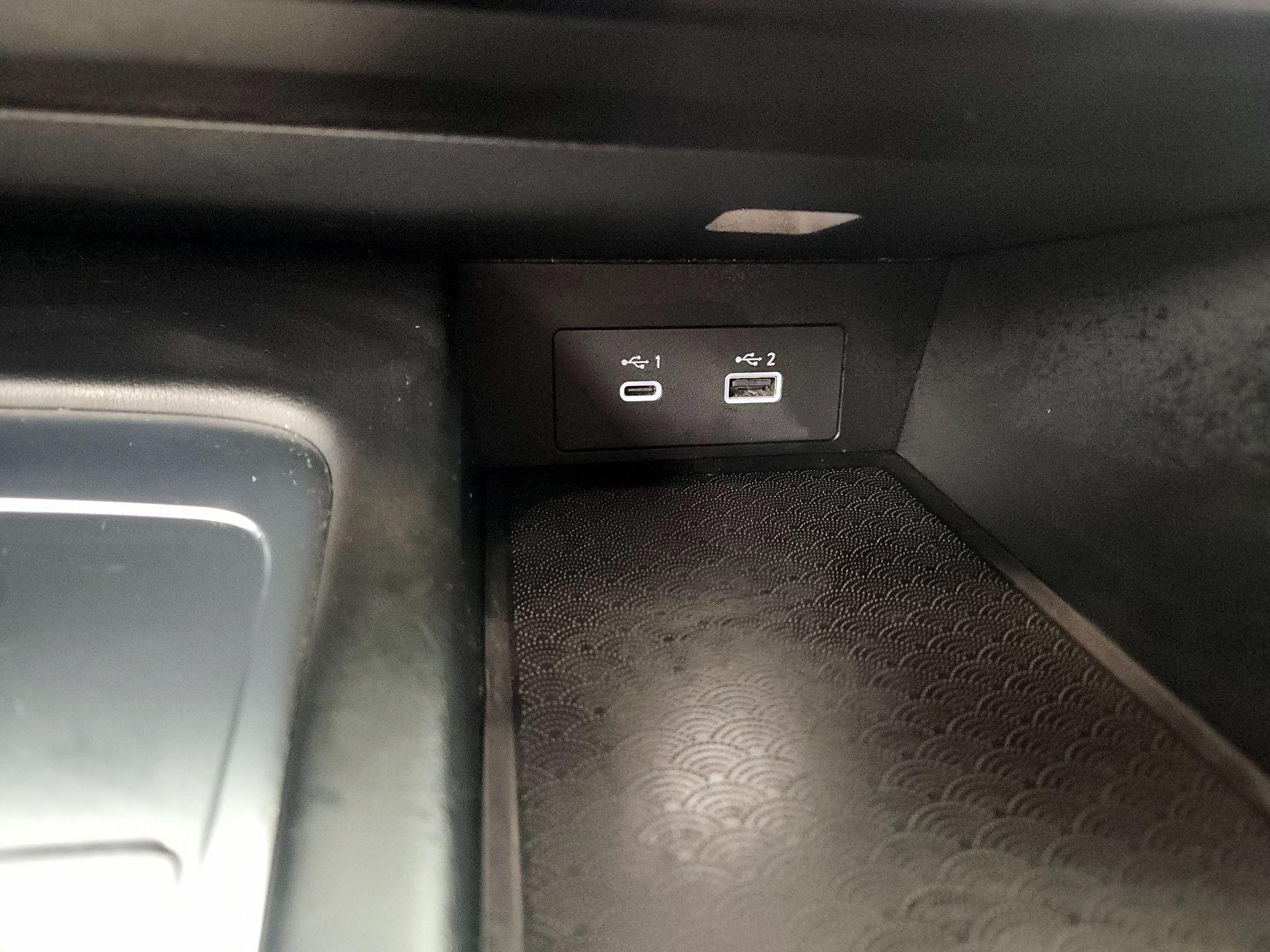 Thumbnail: 2022 INFINITI QX60 - 19