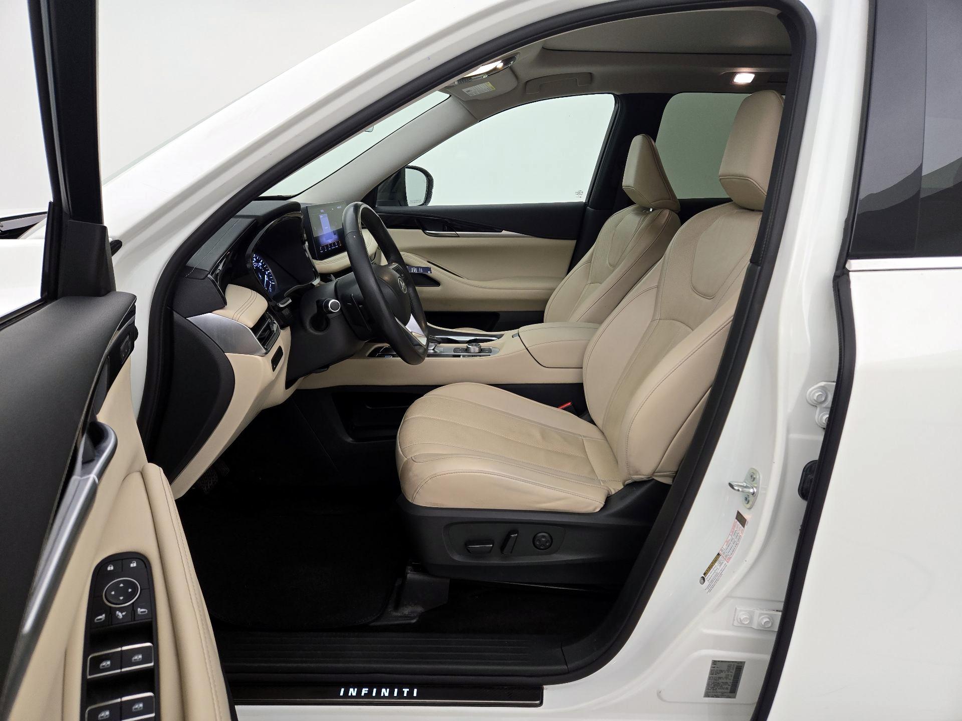 Thumbnail: 2023 INFINITI QX60 - 11