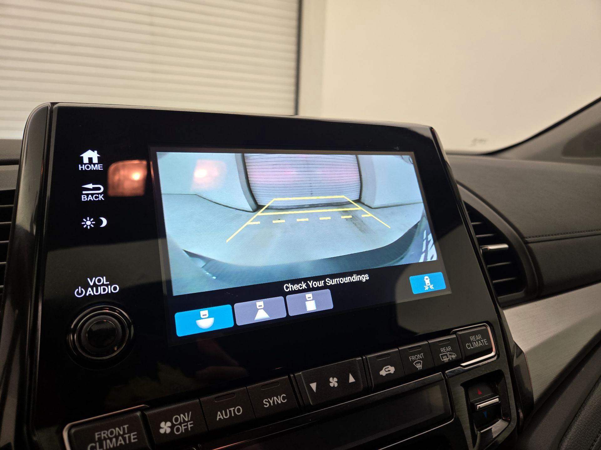 Thumbnail: 2021 Honda Odyssey - 14