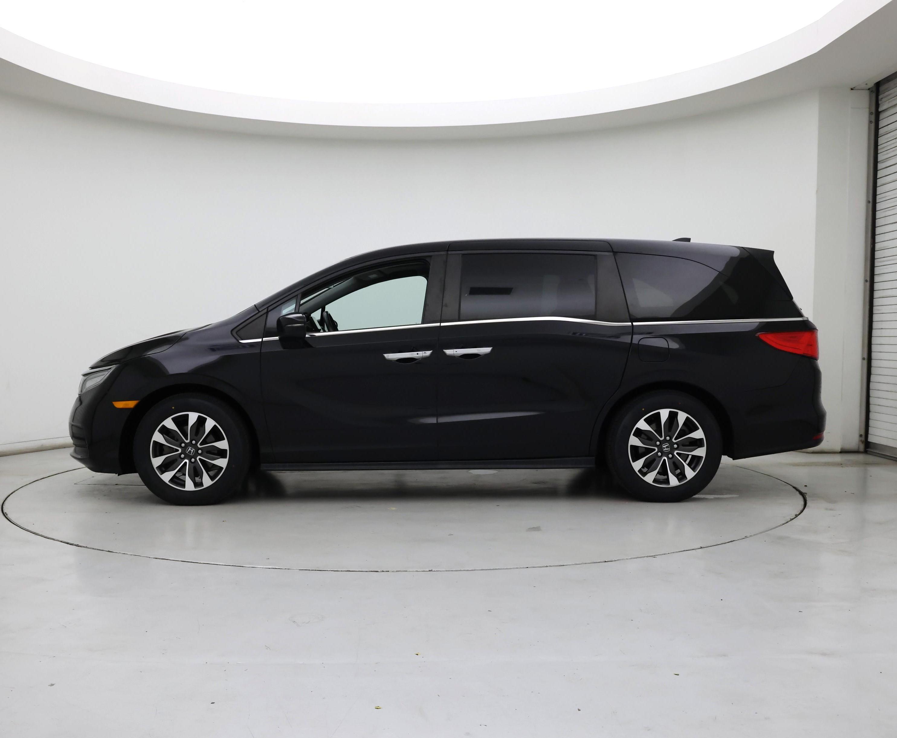 Thumbnail: 2021 Honda Odyssey - 3