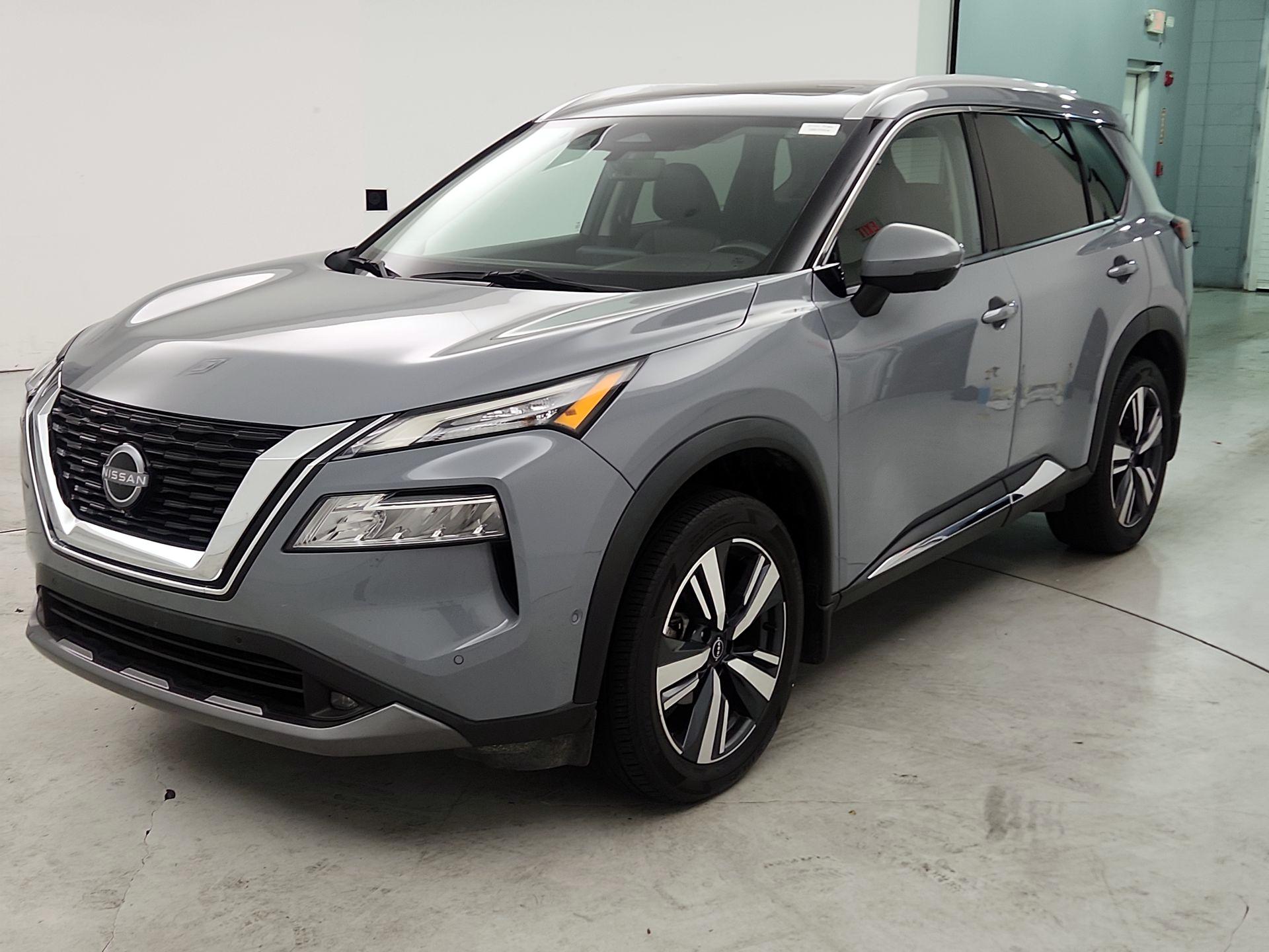 Thumbnail: 2022 Nissan Rogue - 3
