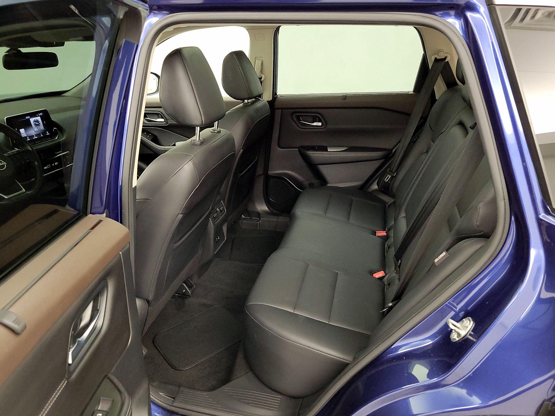 Thumbnail: 2022 Nissan Rogue - 20