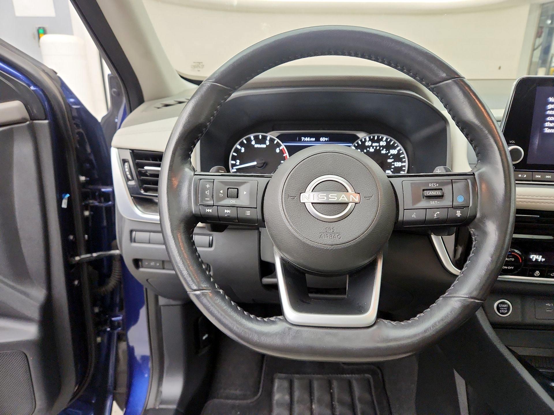 Thumbnail: 2023 Nissan Rogue - 10