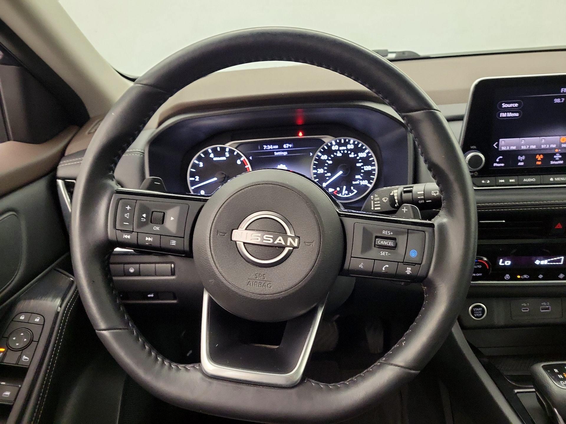 Thumbnail: 2022 Nissan Rogue - 10