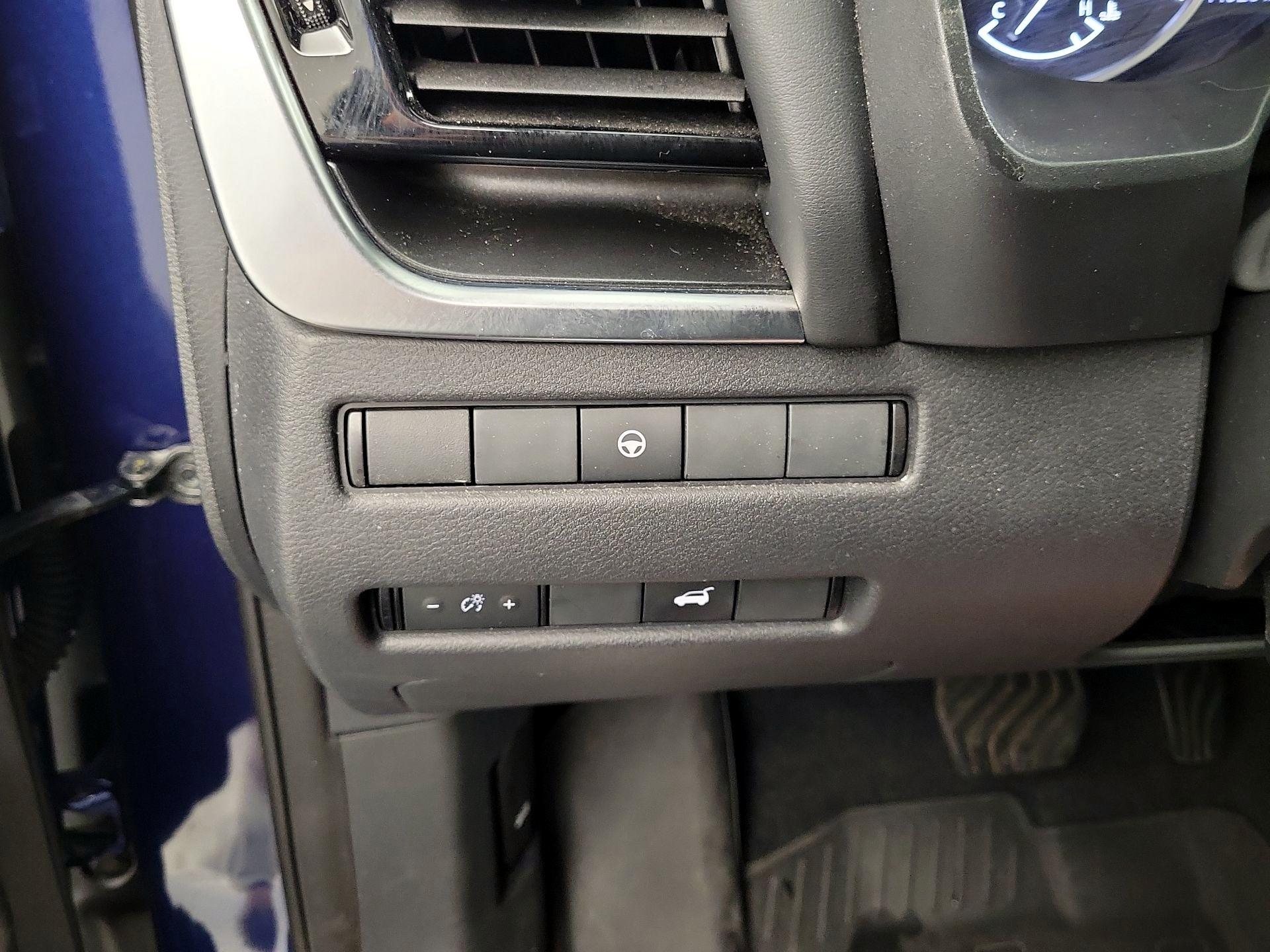 Thumbnail: 2022 Nissan Rogue - 13