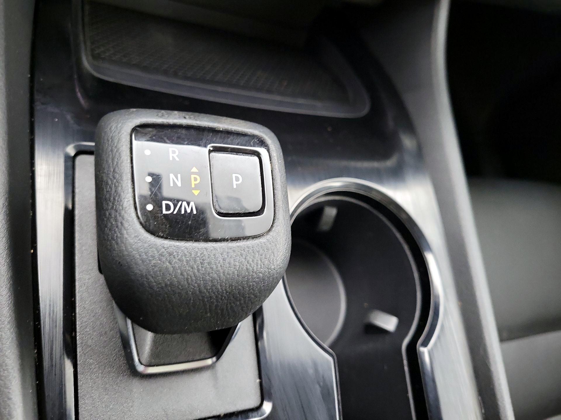 Thumbnail: 2022 Nissan Rogue - 17