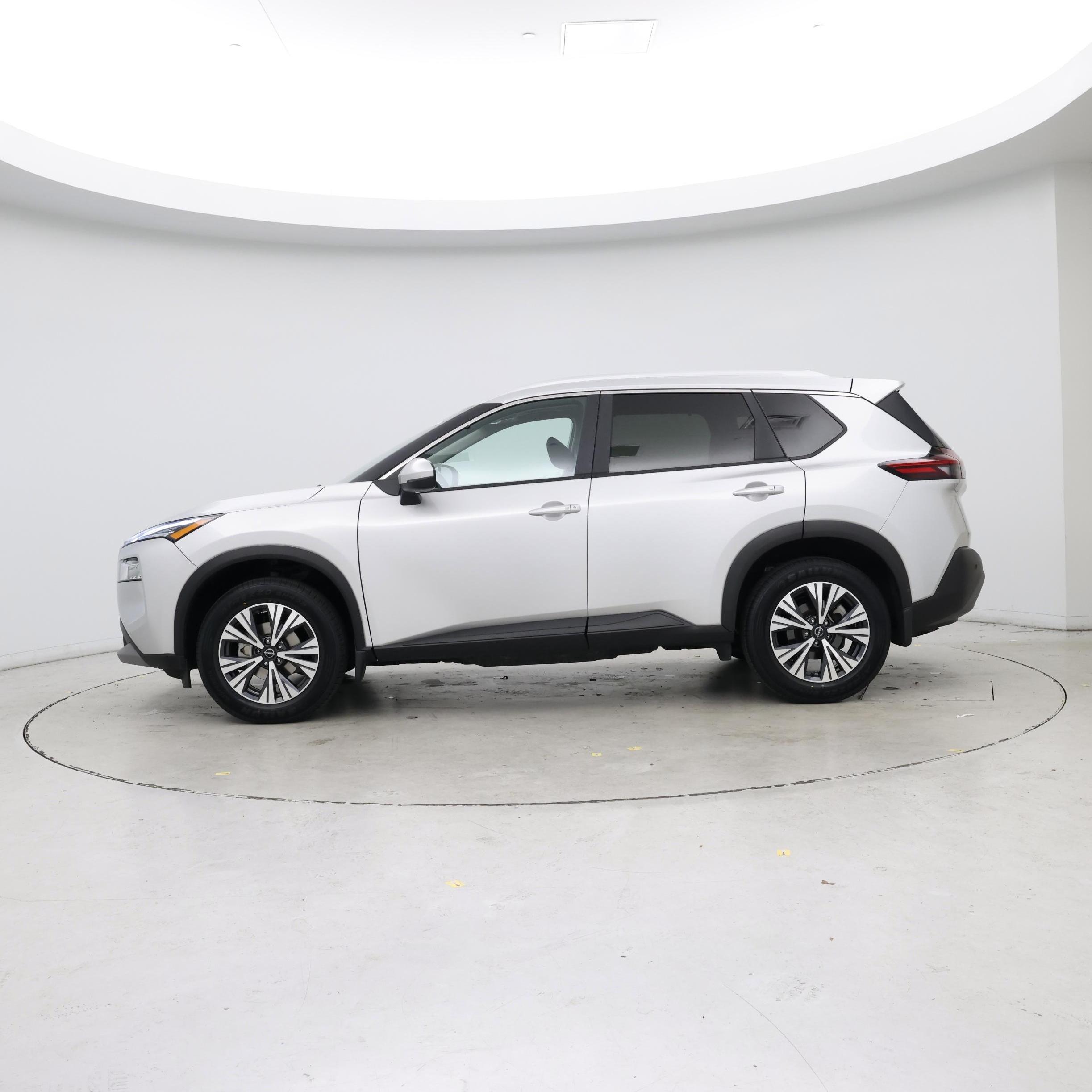 Thumbnail: 2023 Nissan Rogue - 3