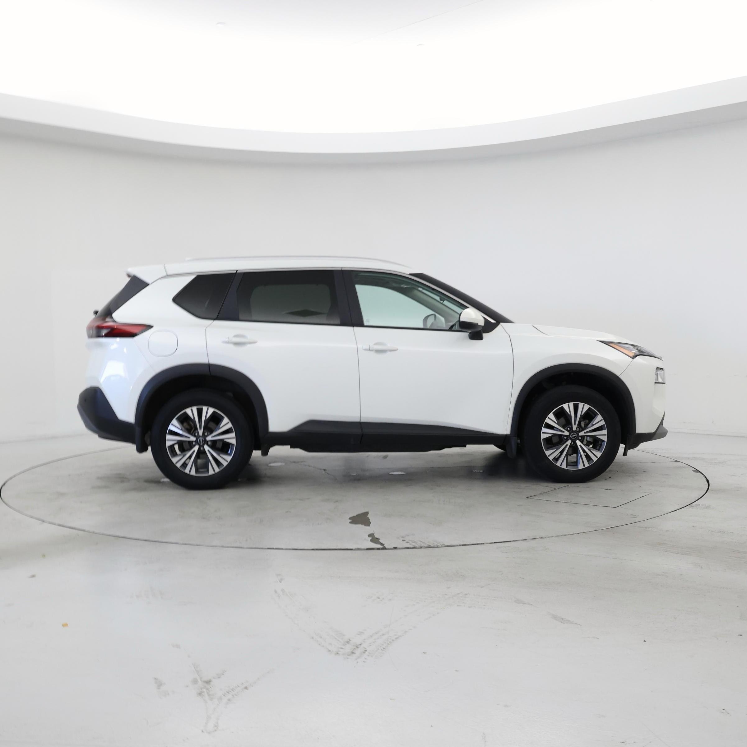 Thumbnail: 2022 Nissan Rogue - 7