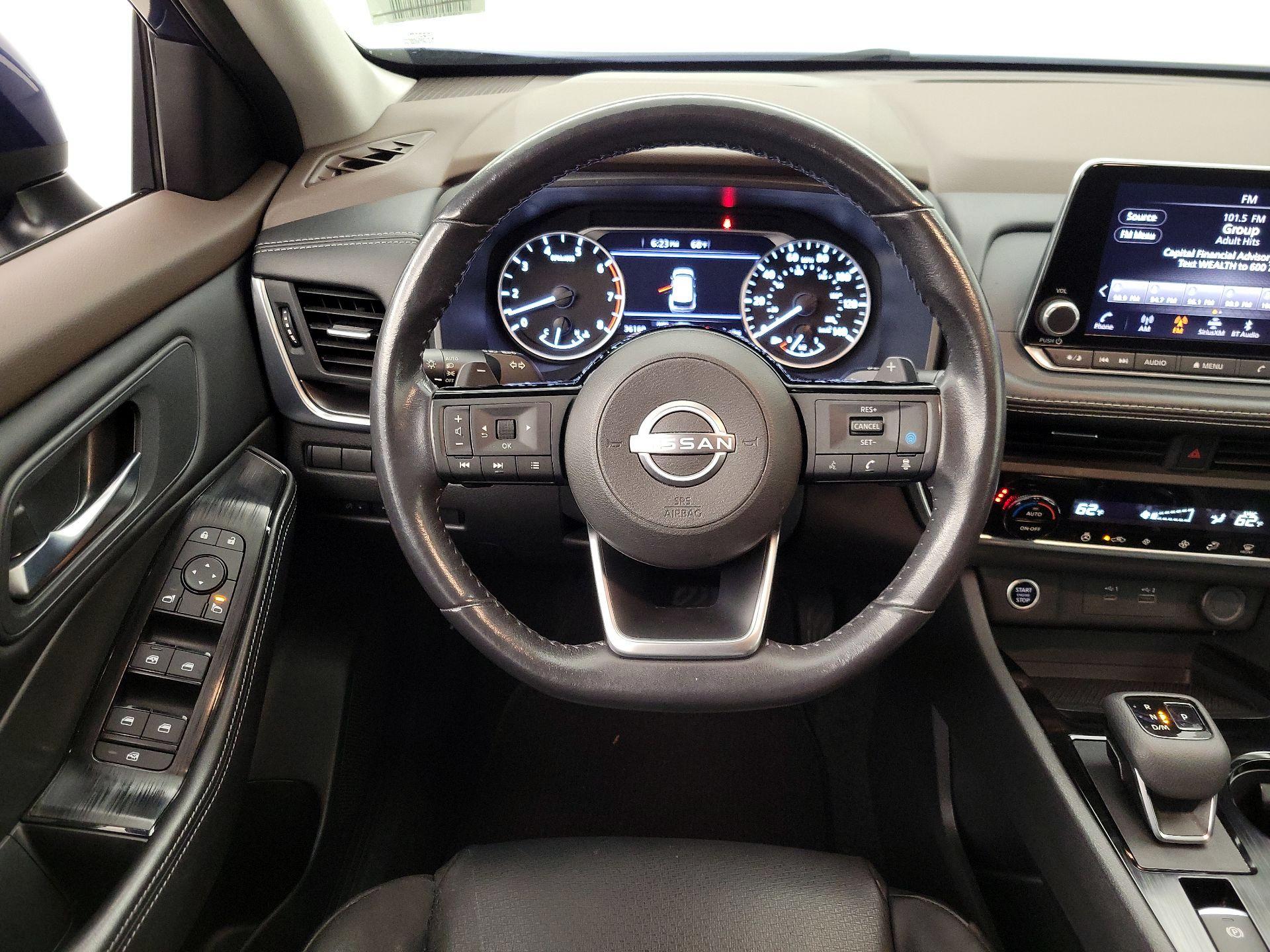 Thumbnail: 2023 Nissan Rogue - 10