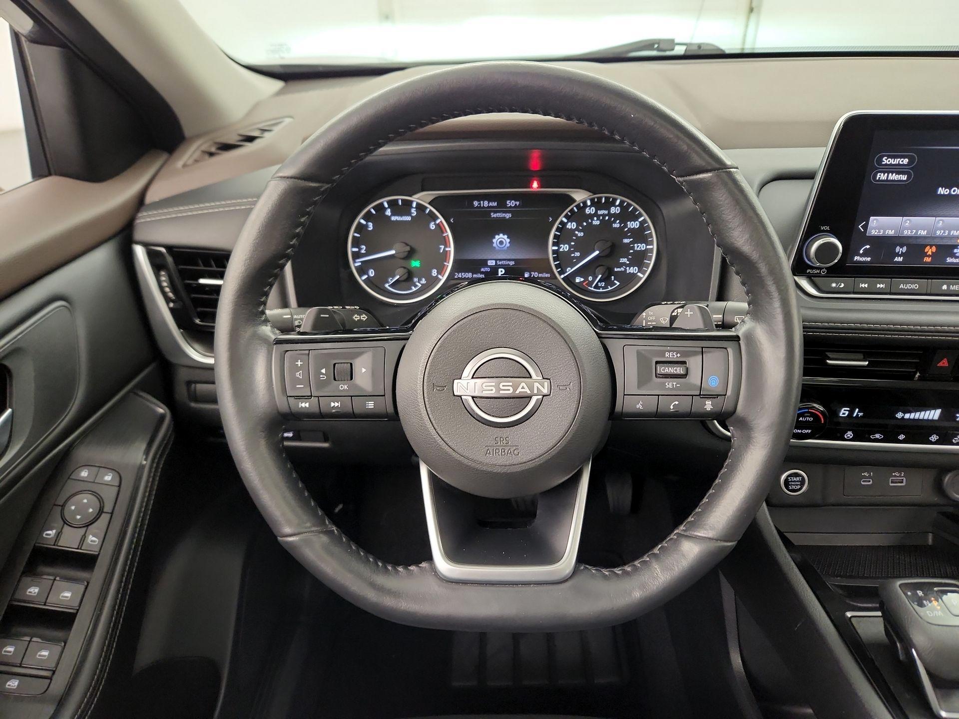 Thumbnail: 2022 Nissan Rogue - 10