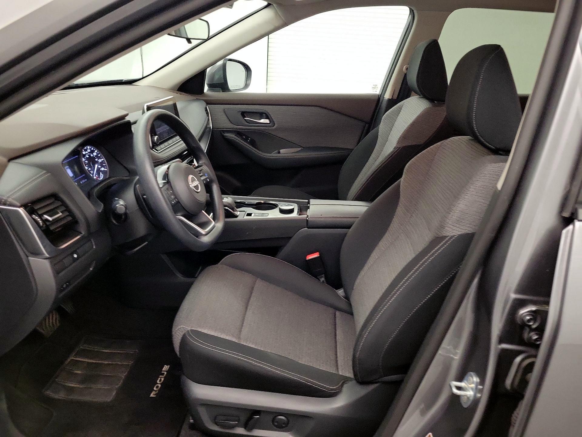 Thumbnail: 2023 Nissan Rogue - 11