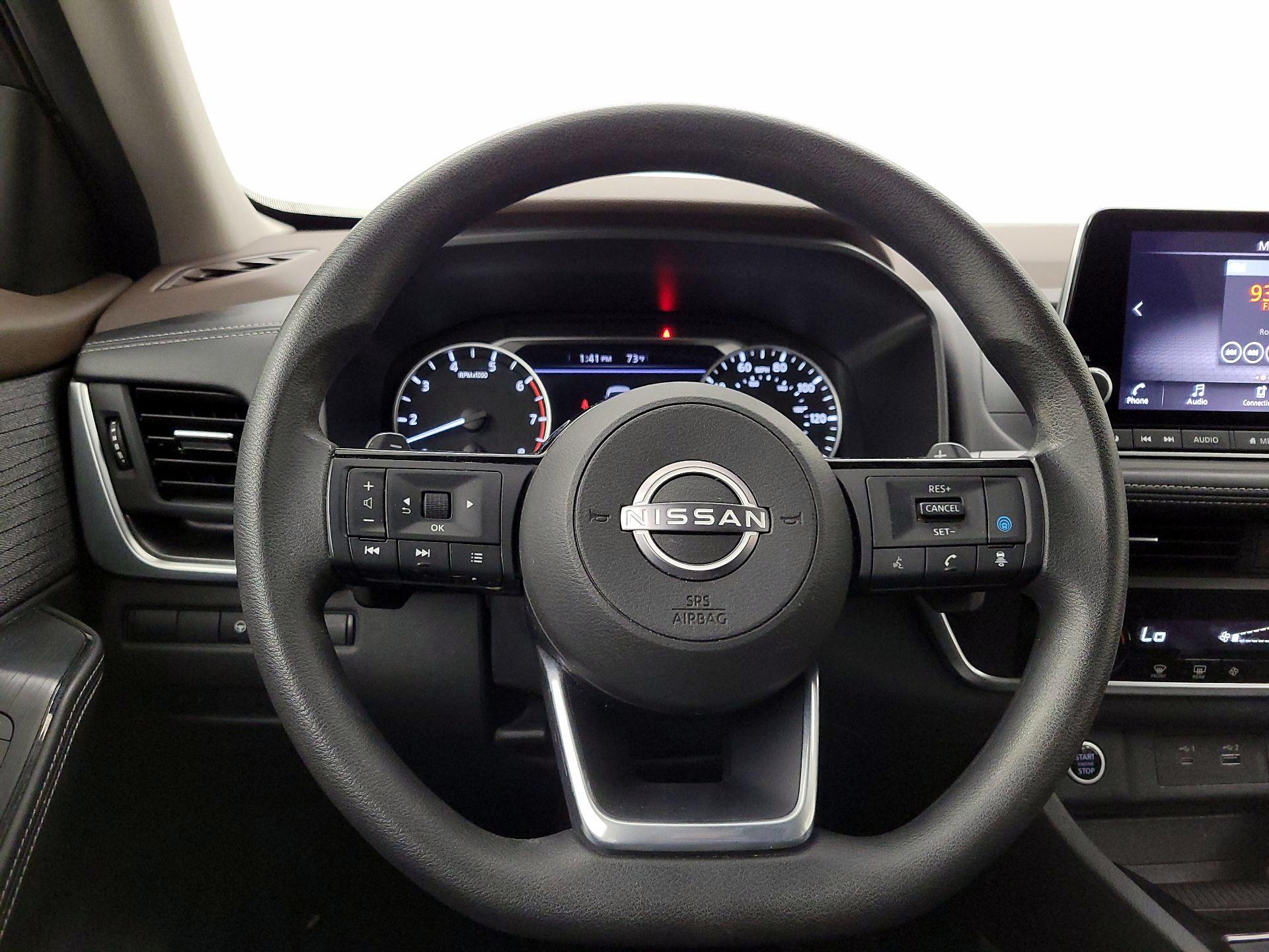 Thumbnail: 2023 Nissan Rogue - 10