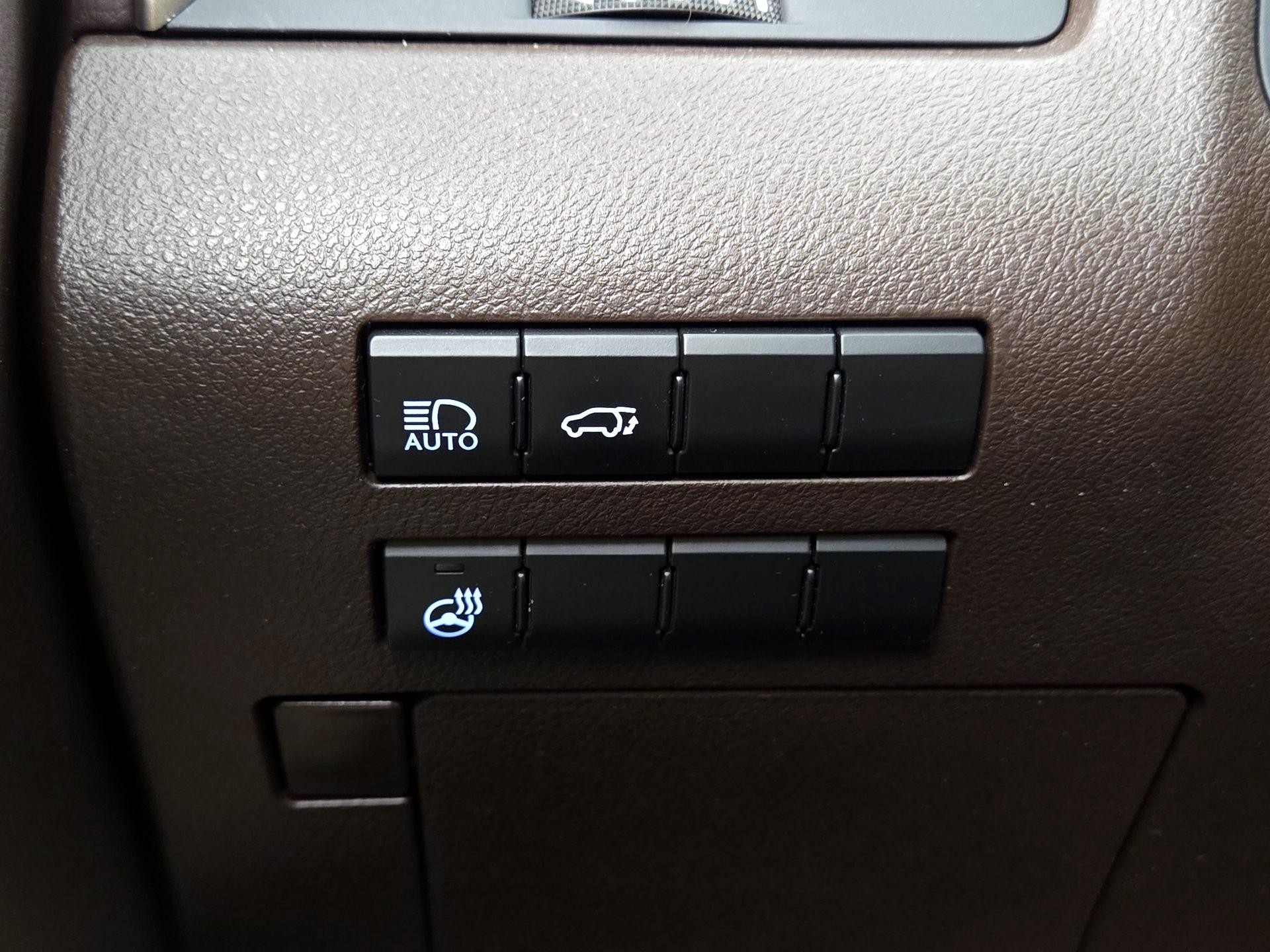 Thumbnail: 2020 Lexus RX - 13