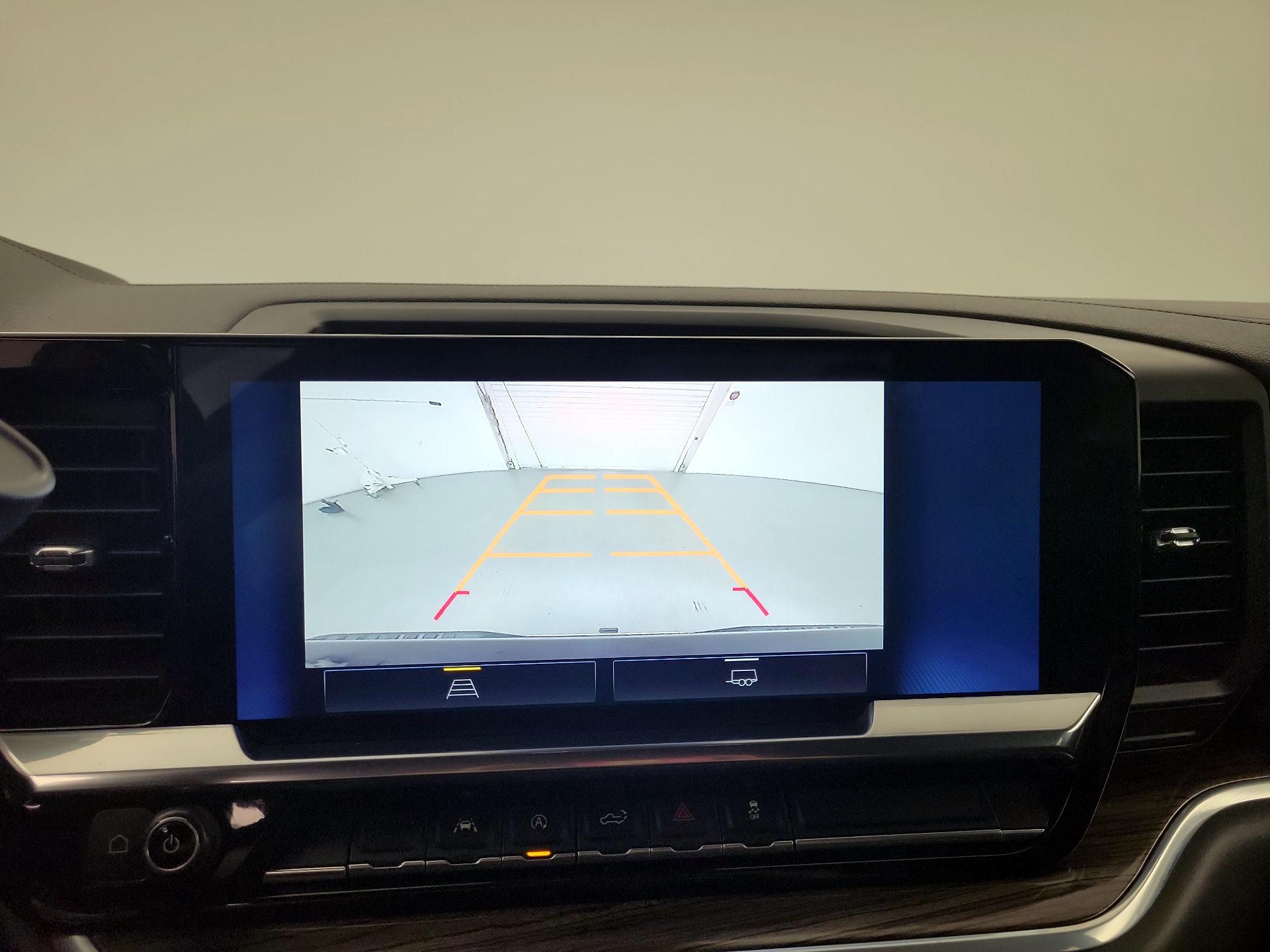 Thumbnail: 2022 Chevrolet Silverado 1500 - 14