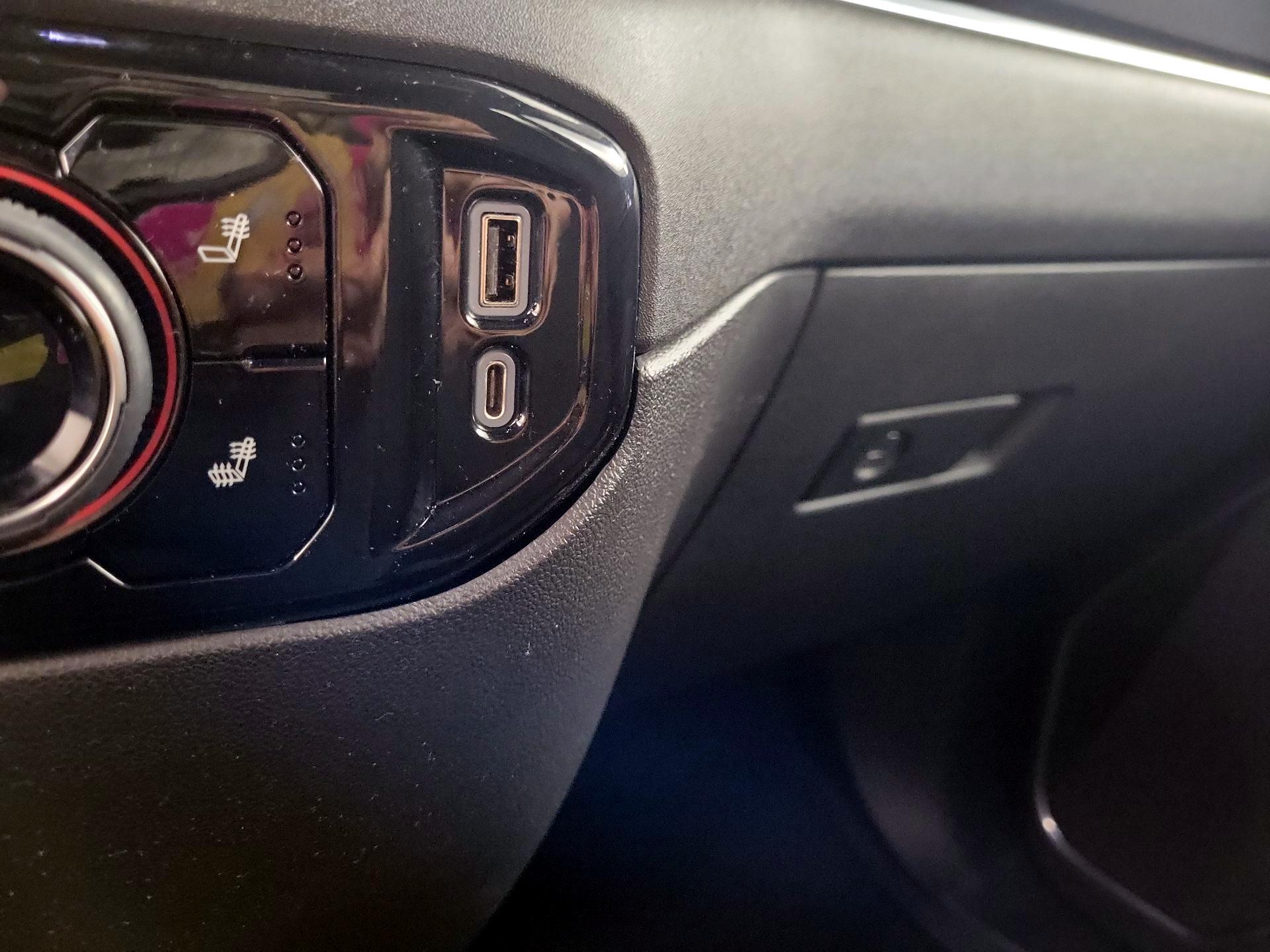 Thumbnail: 2022 Chevrolet Silverado 1500 - 18