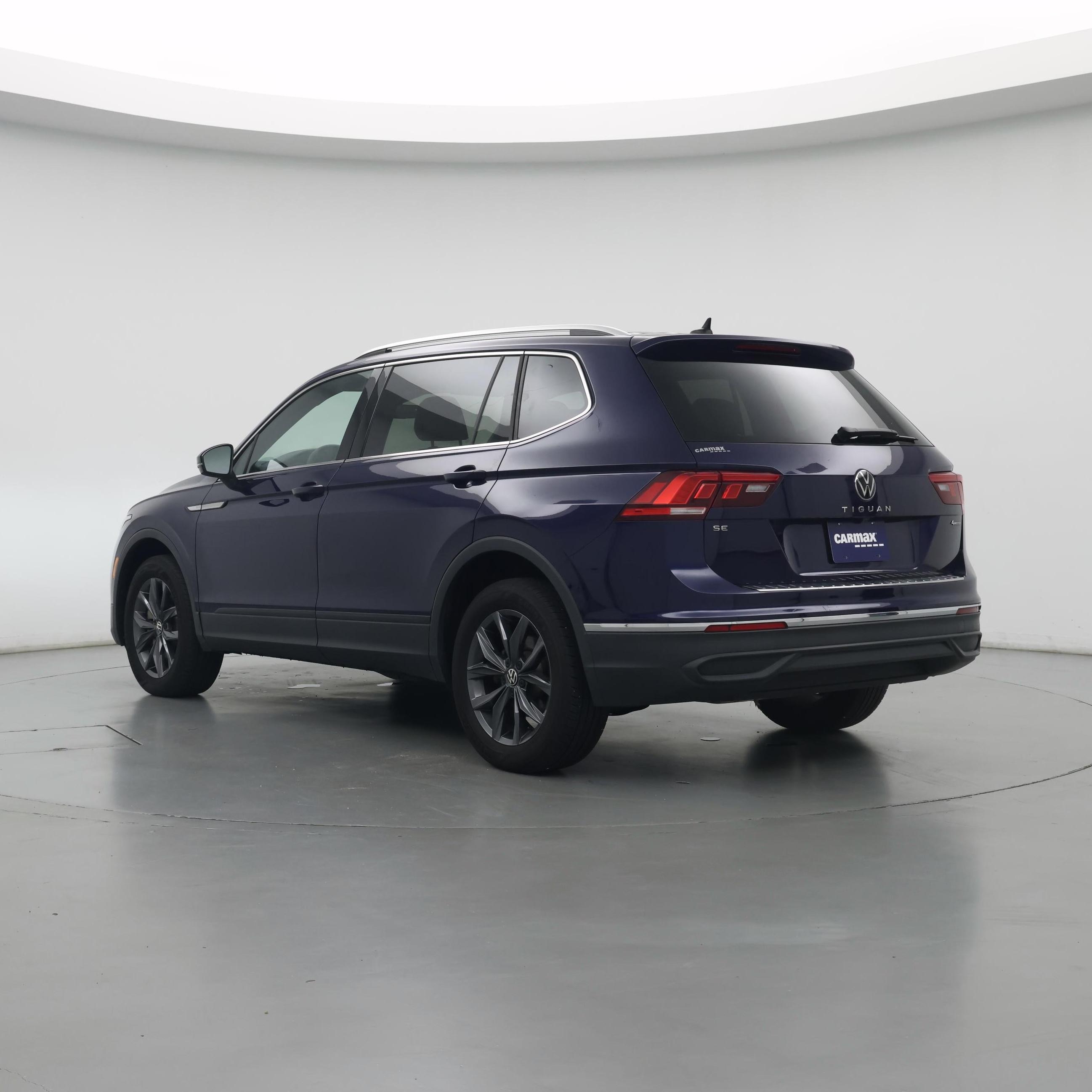 Thumbnail: 2022 Volkswagen Tiguan - 2