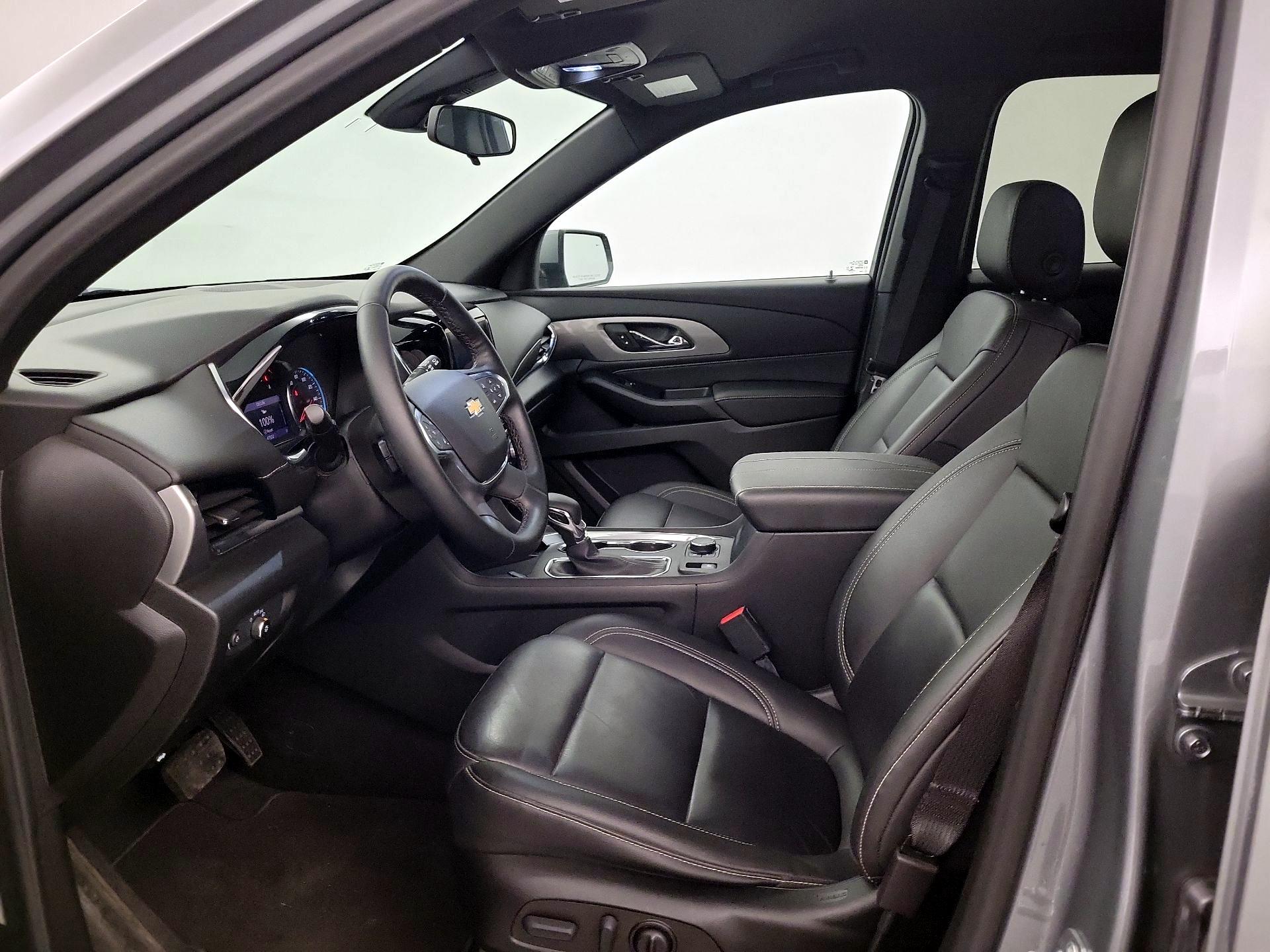 Thumbnail: 2023 Chevrolet Traverse - 11