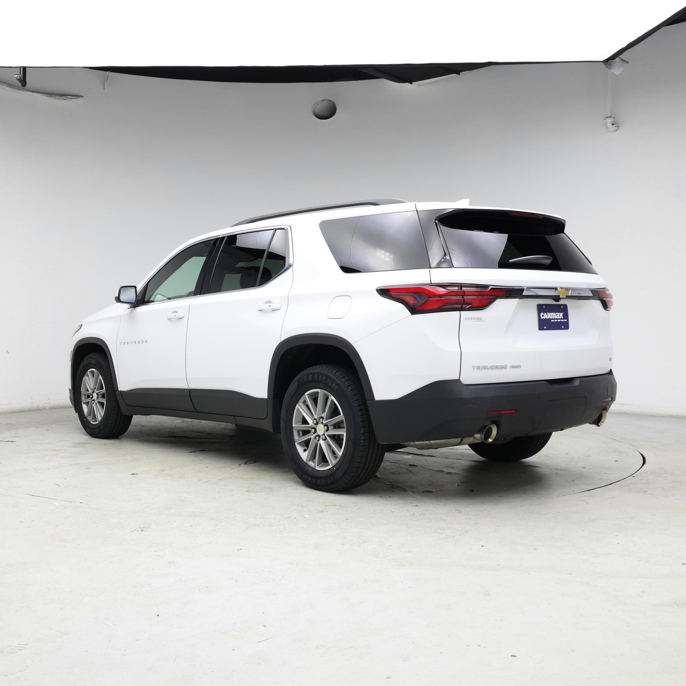 Thumbnail: 2022 Chevrolet Traverse - 2