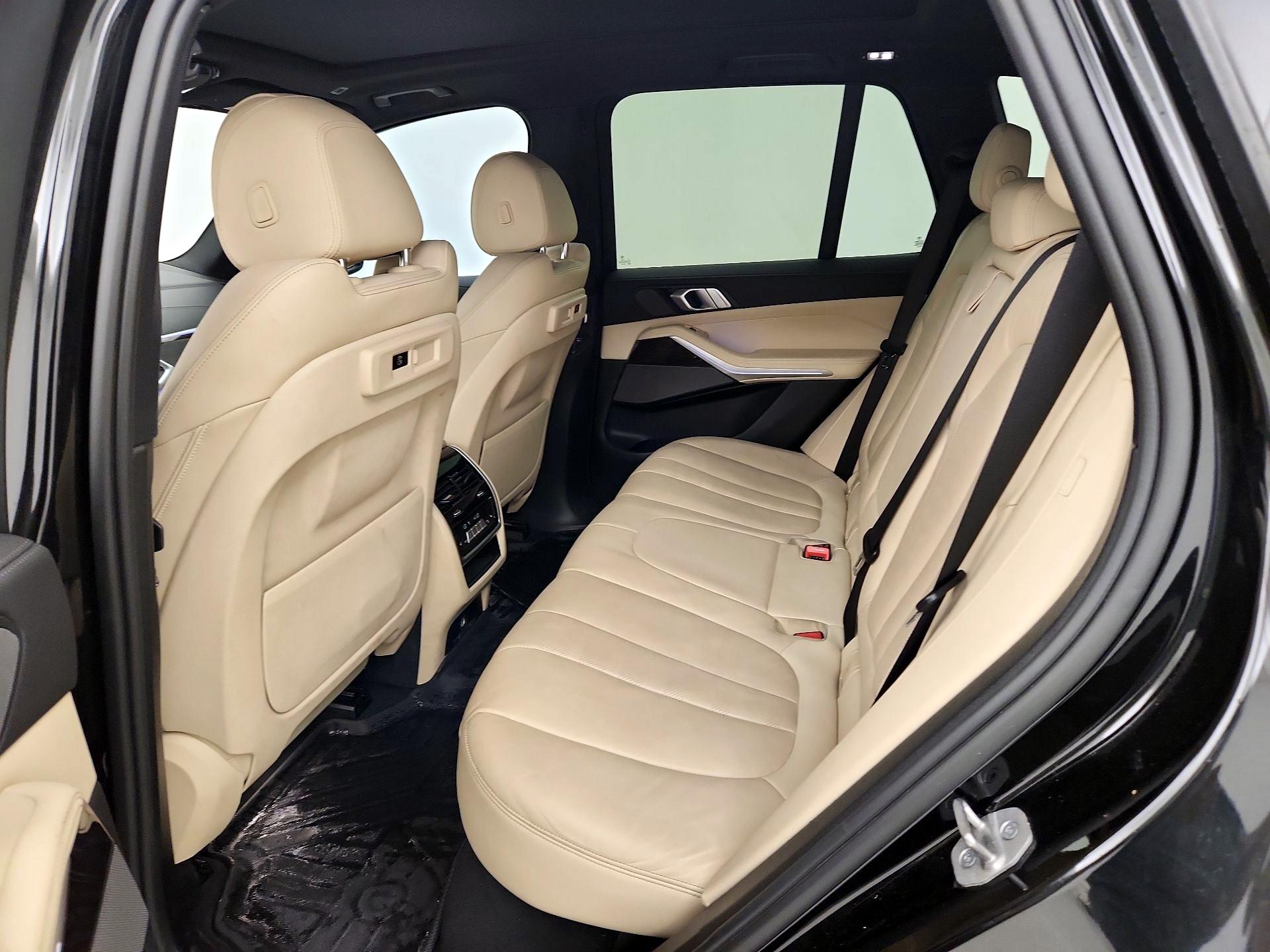 Thumbnail: 2021 BMW X5 - 19