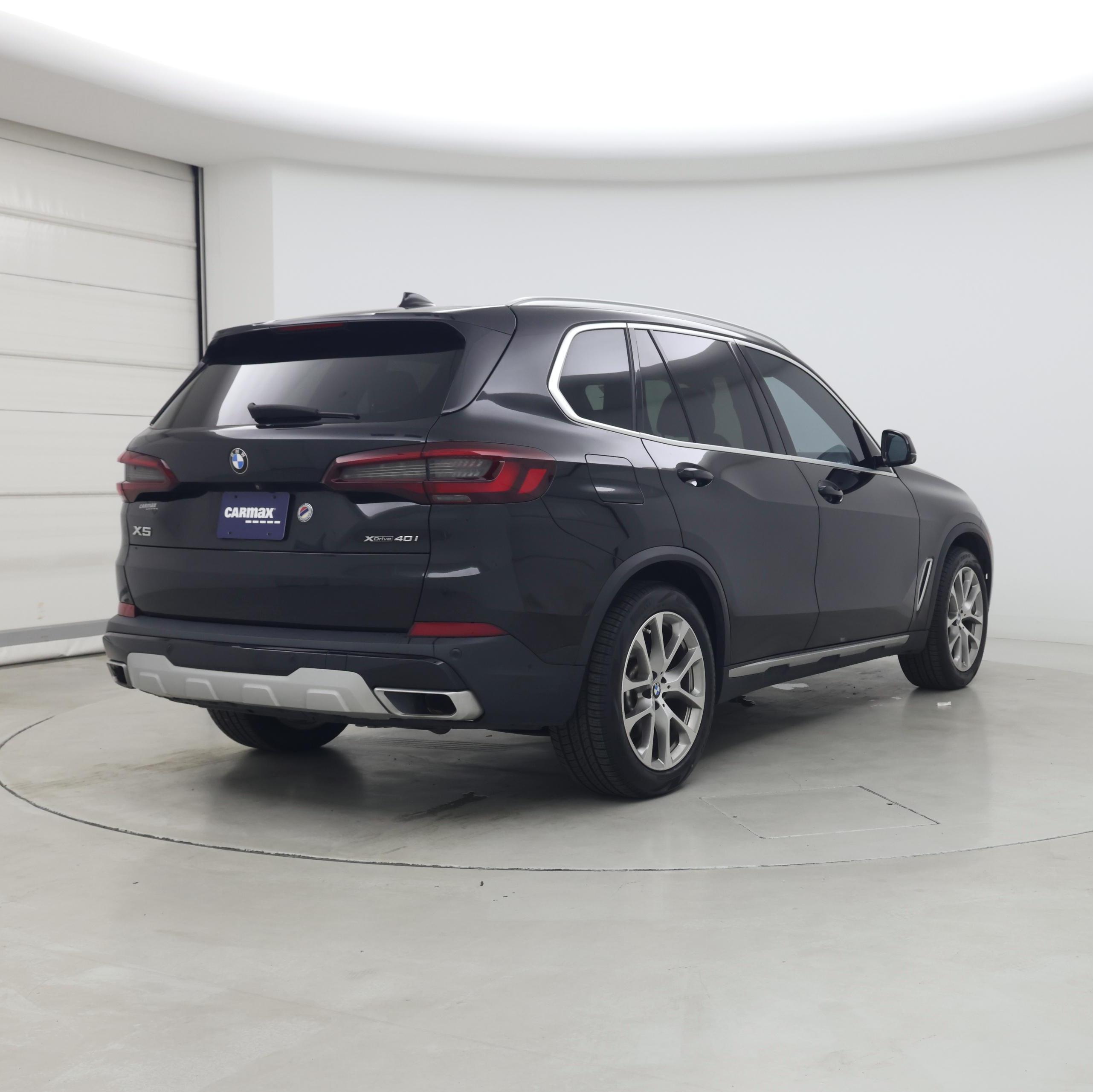 Thumbnail: 2021 BMW X5 - 8