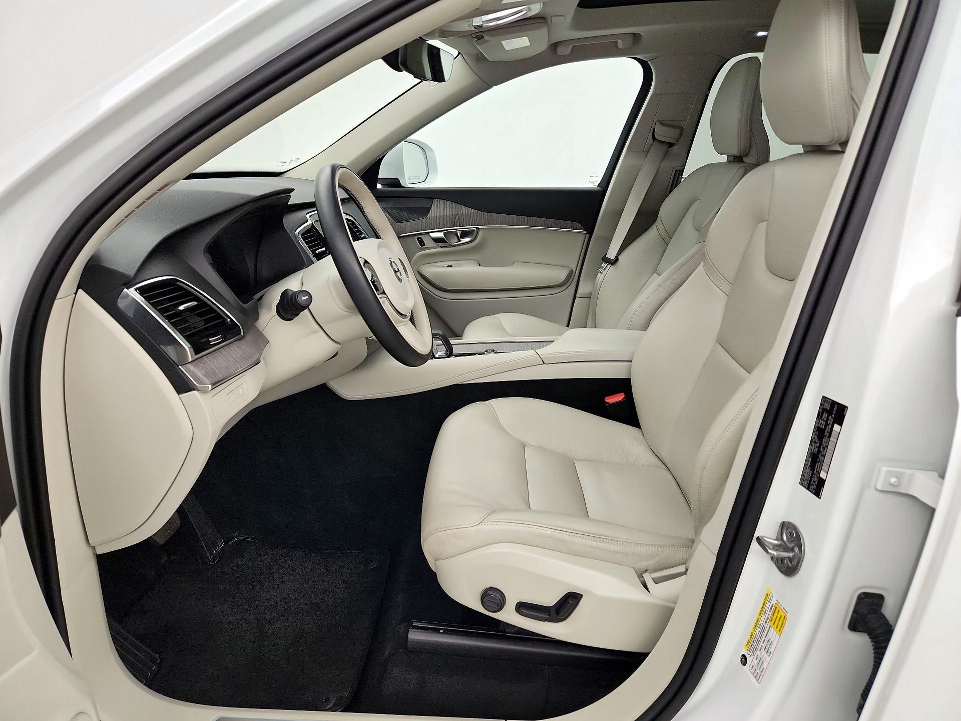 Thumbnail: 2023 Volvo XC90 - 11