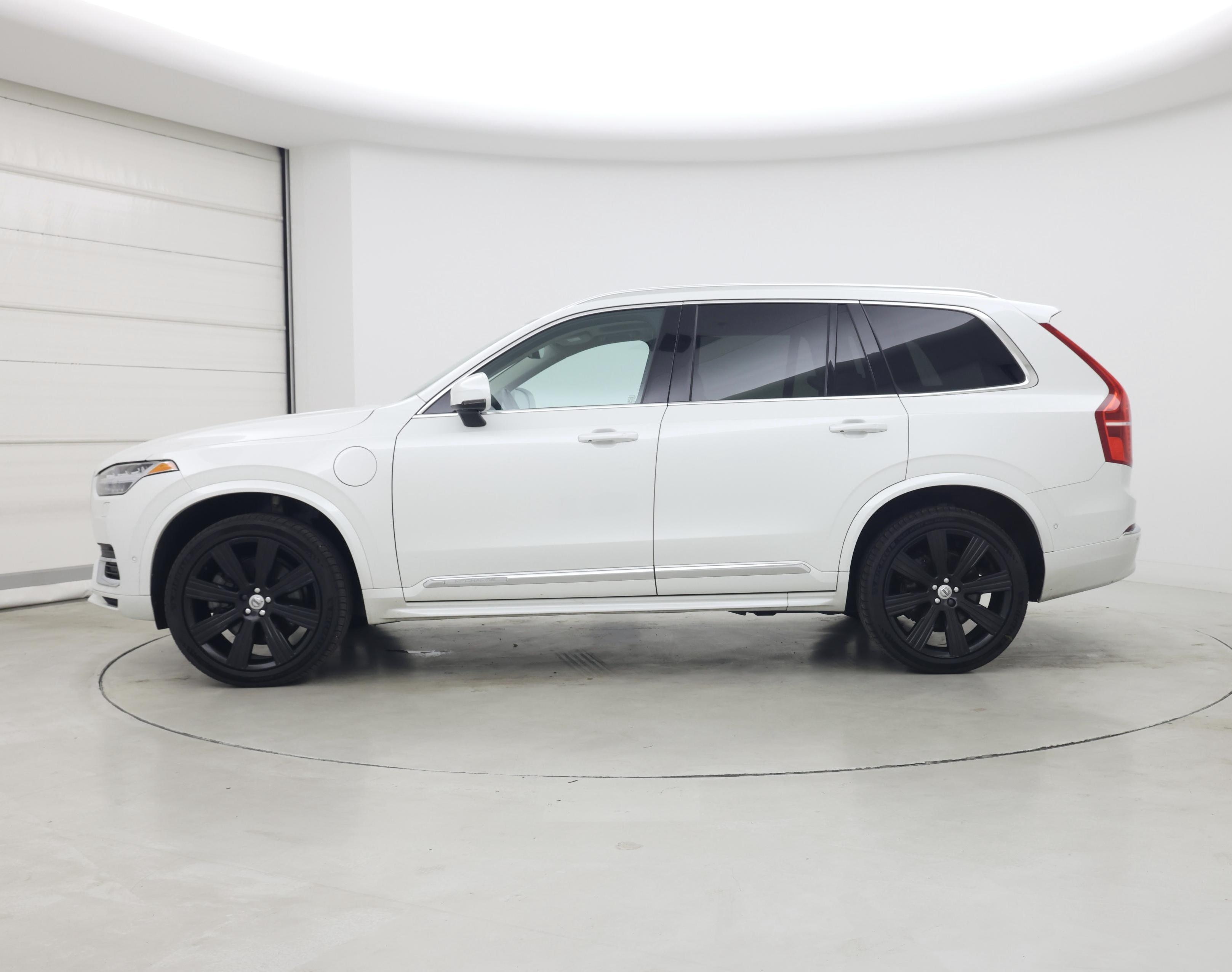 Thumbnail: 2023 Volvo XC90 - 3