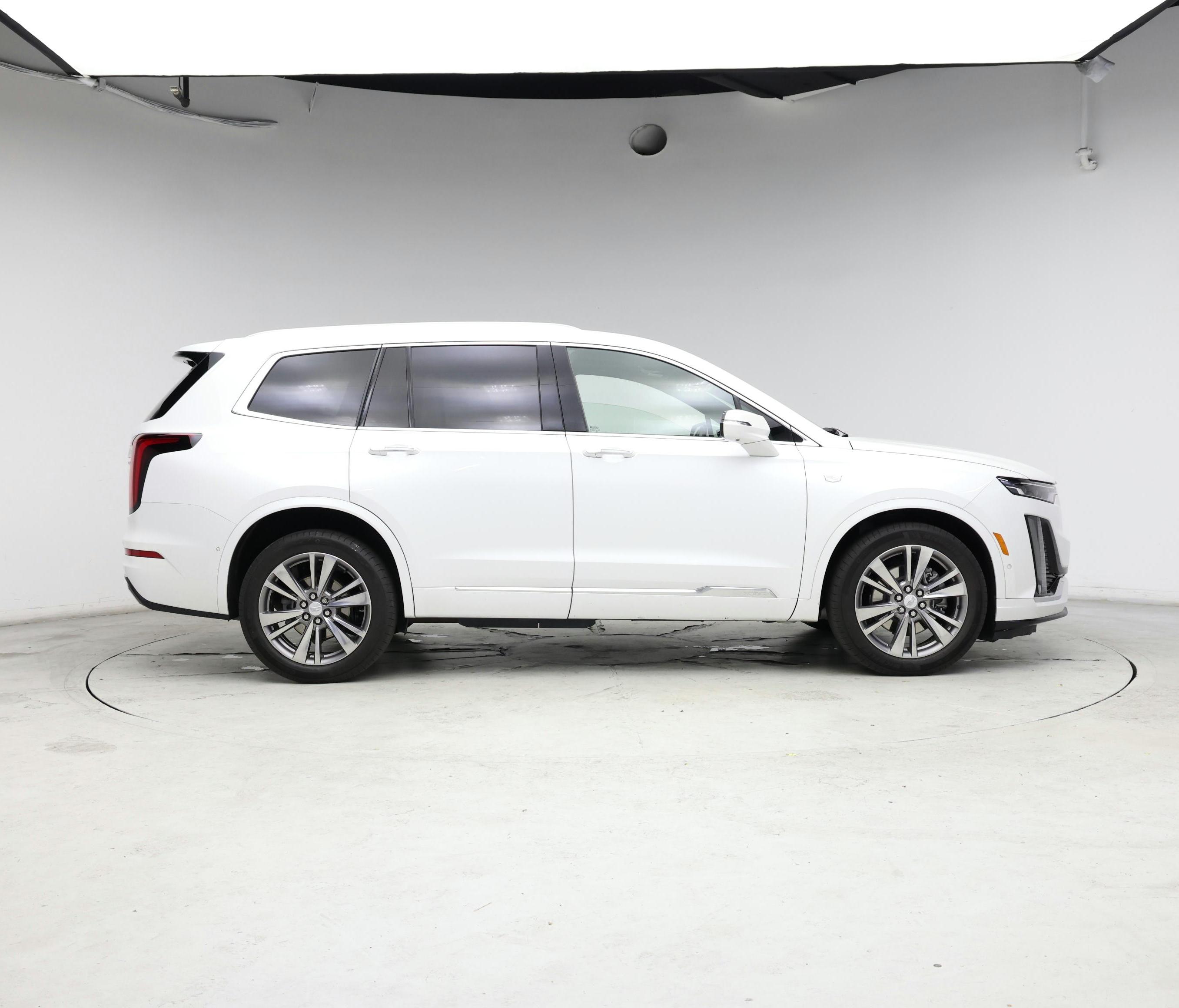 Thumbnail: 2023 Cadillac XT6 - 7