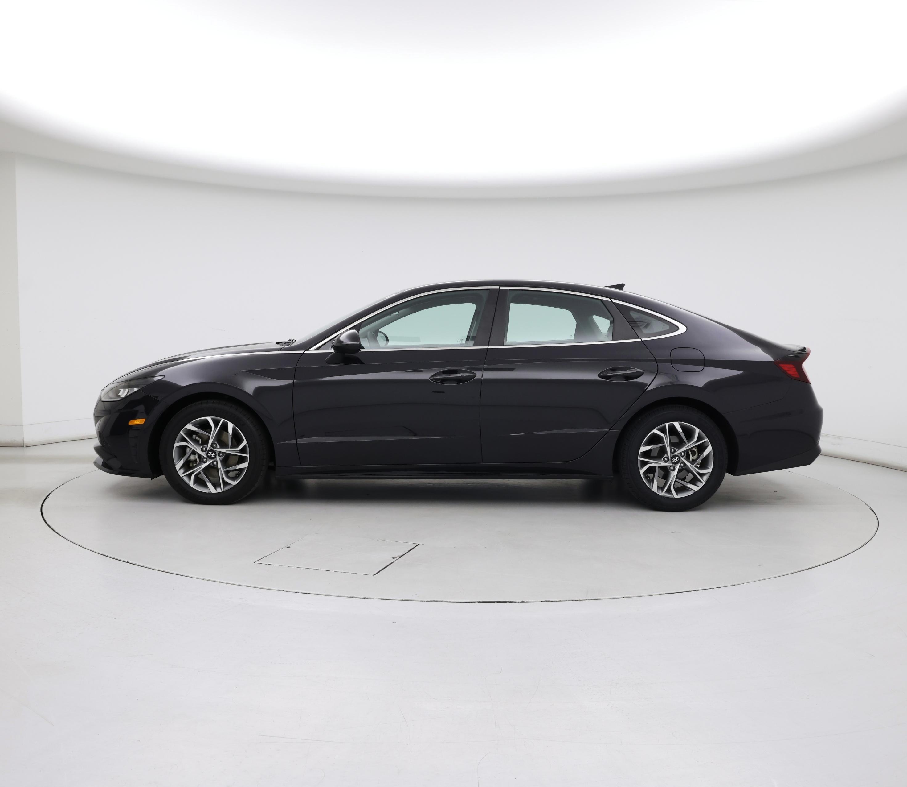 Thumbnail: 2023 Hyundai Sonata - 3