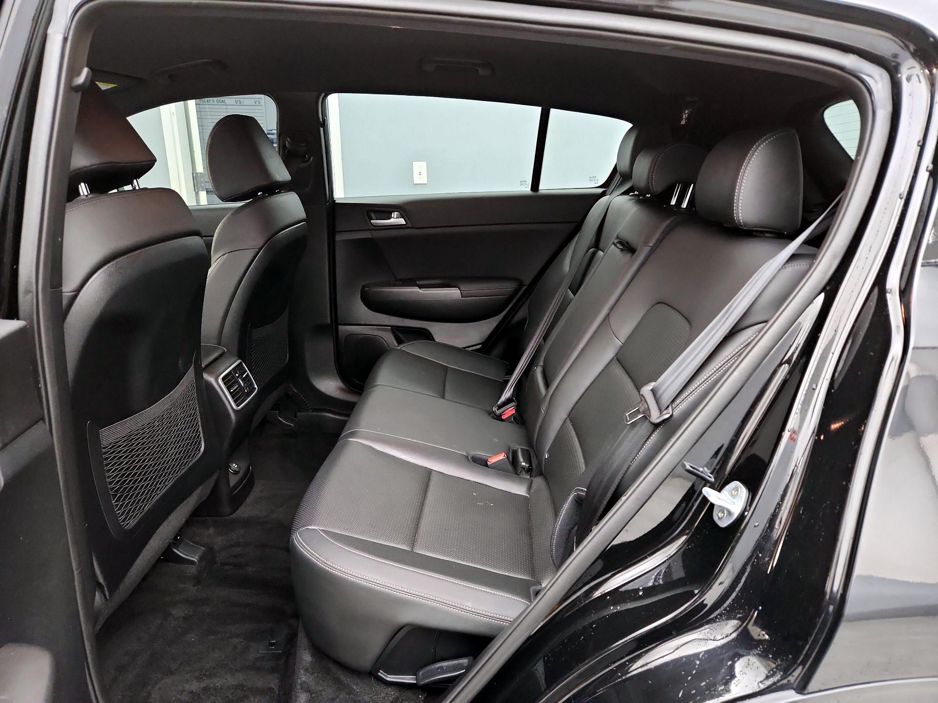 Thumbnail: 2020 Kia Sportage - 19