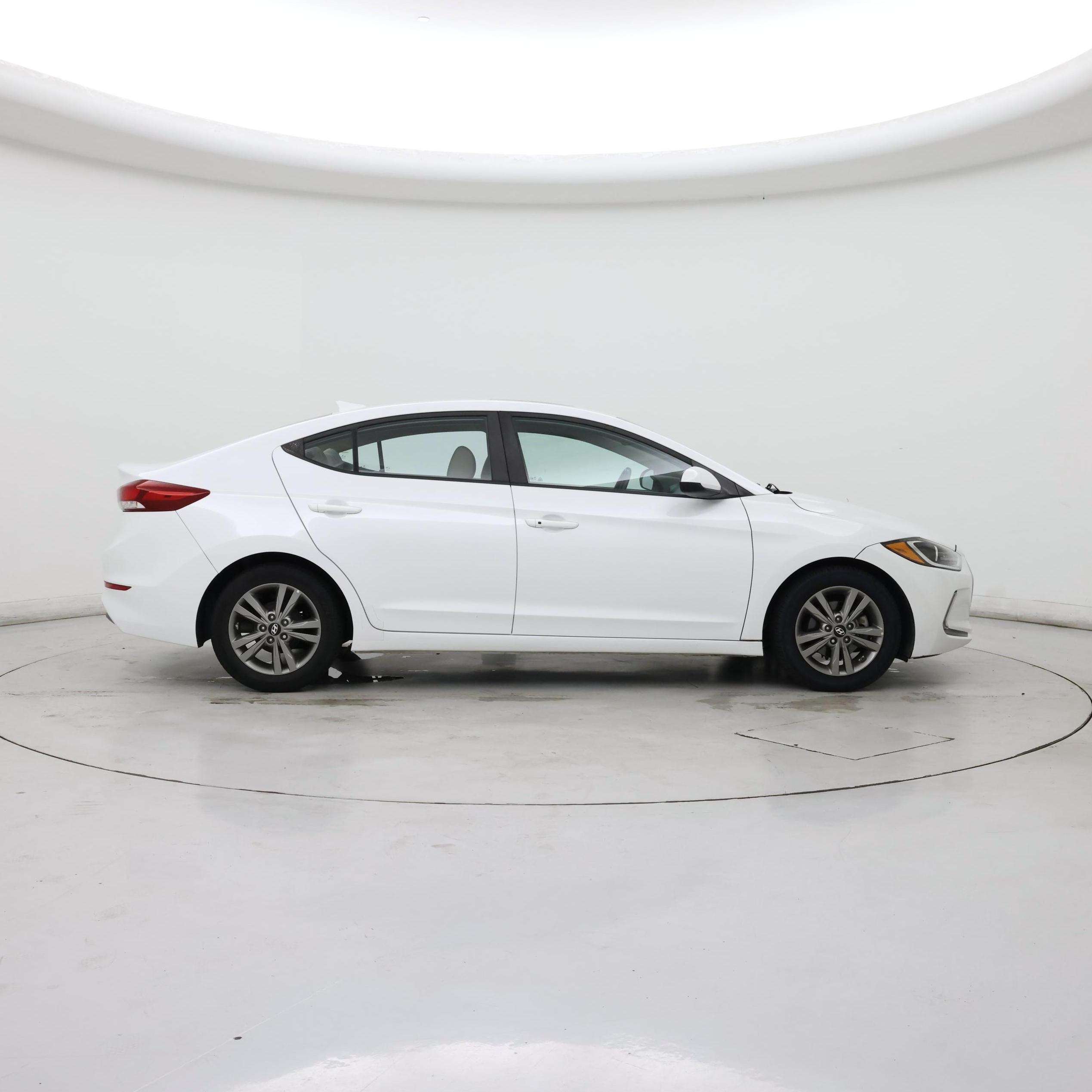 Thumbnail: 2017 Hyundai Elantra - 7