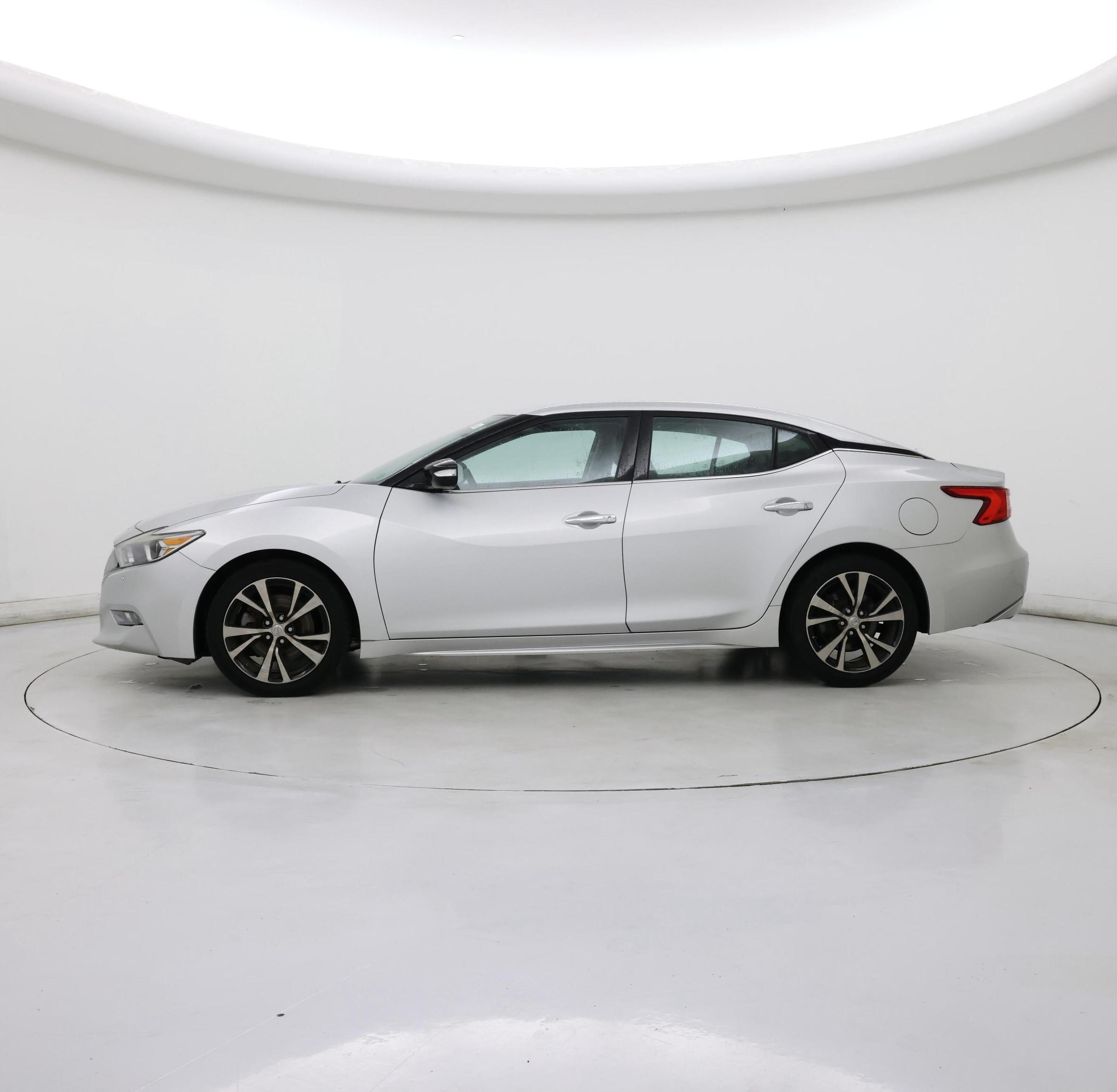 Thumbnail: 2017 Nissan Maxima - 3
