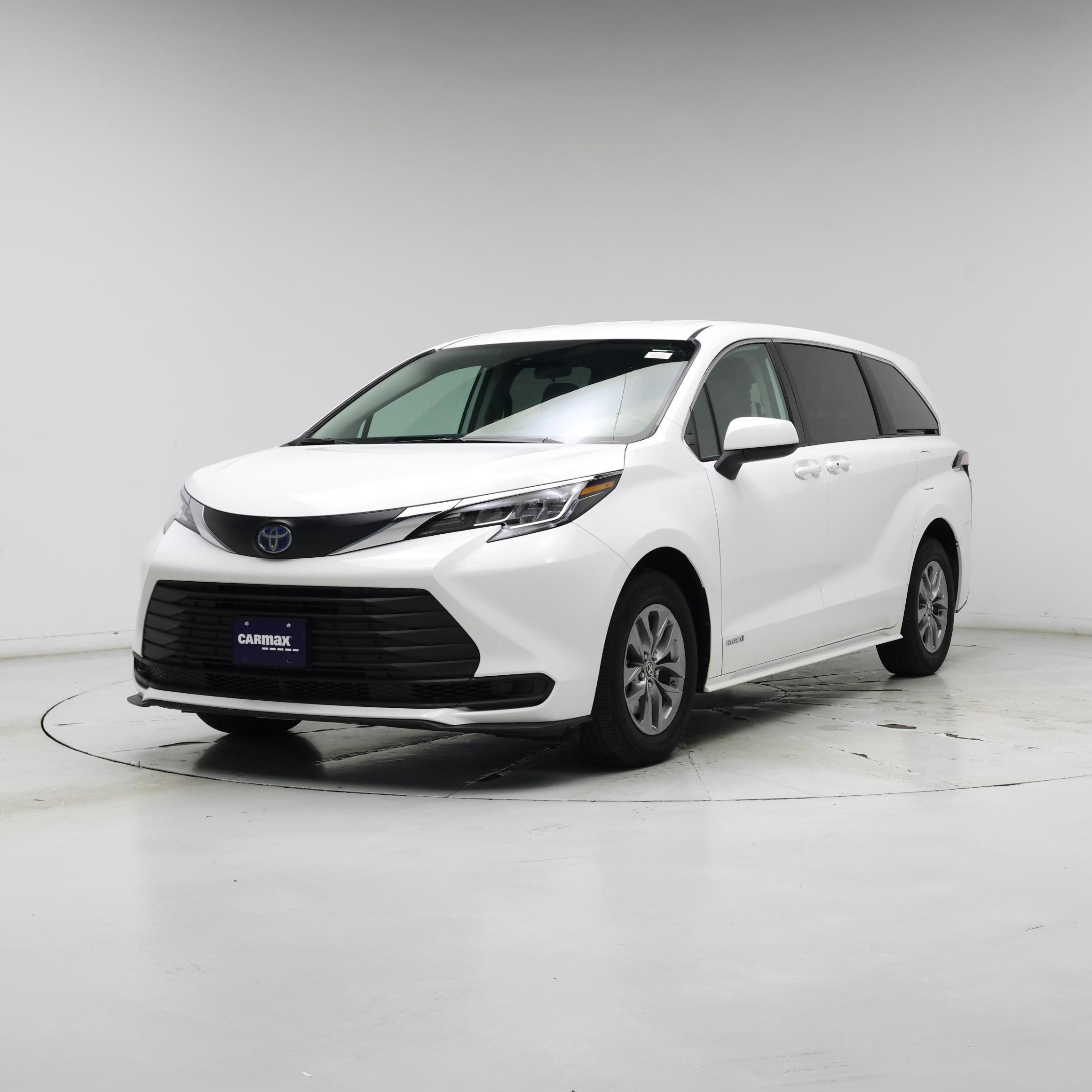 Thumbnail: 2021 Toyota Sienna - 4