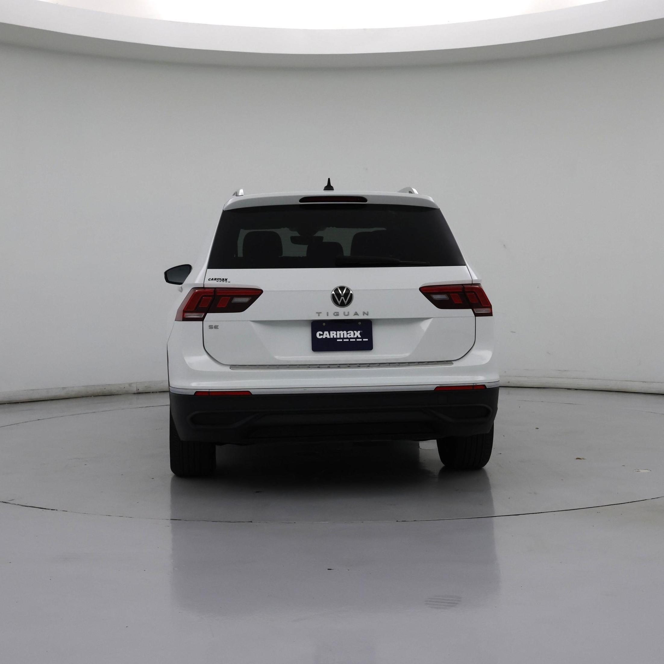 Thumbnail: 2022 Volkswagen Tiguan - 6