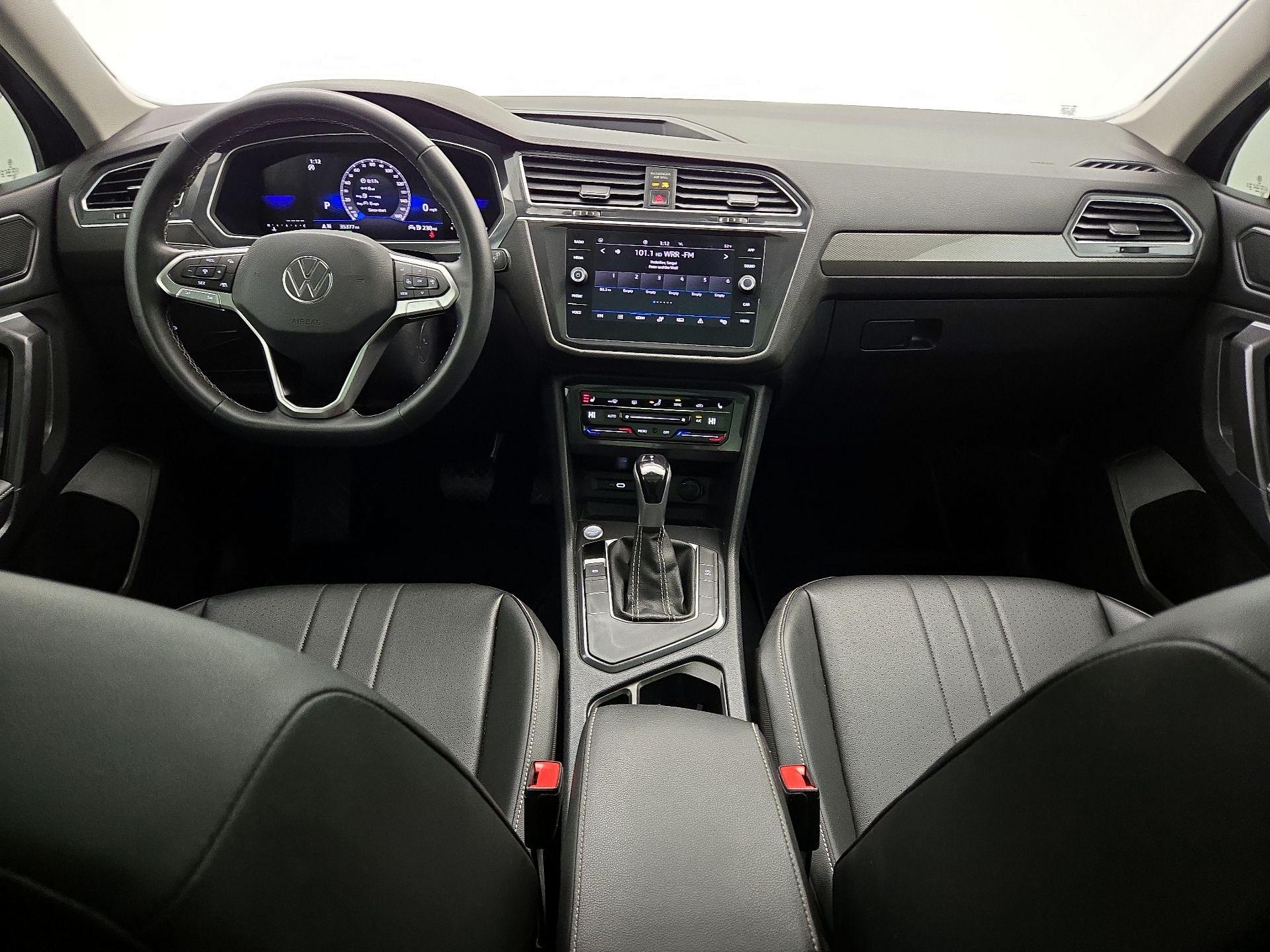 Thumbnail: 2023 Volkswagen Tiguan - 9