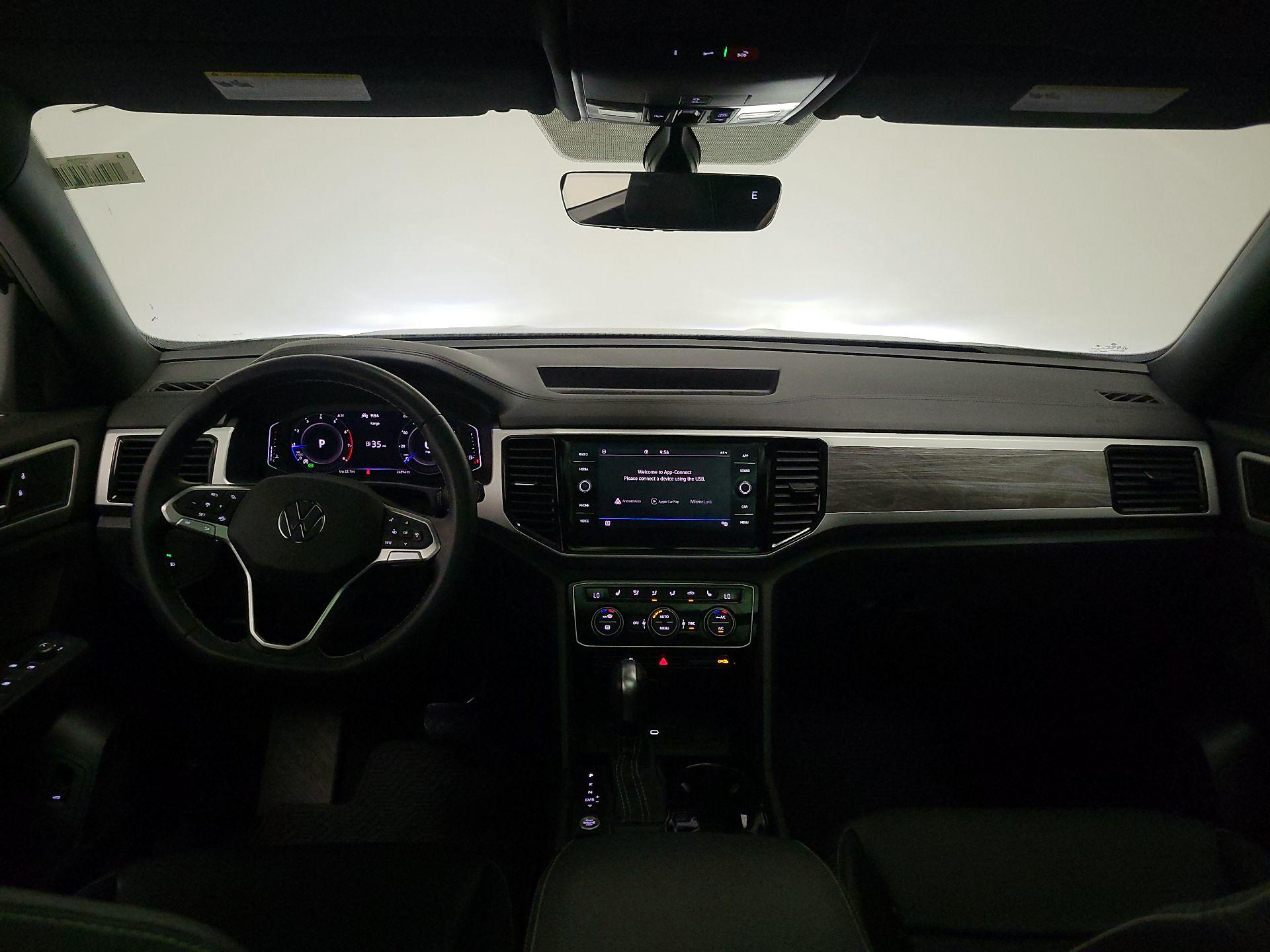 Thumbnail: 2023 Volkswagen Atlas - 9